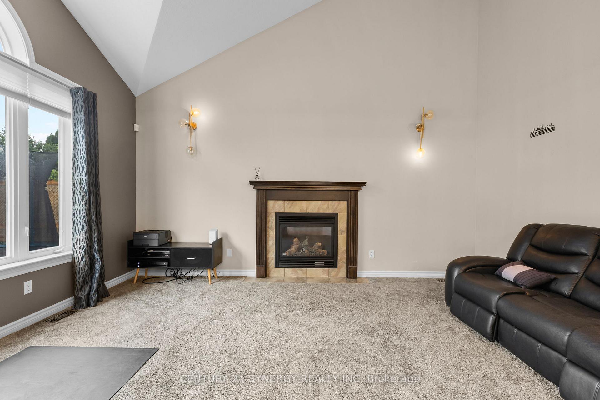 Photo 14 of 532 Landswood Way, Ottawa, Stittsville (South) — HOMEH