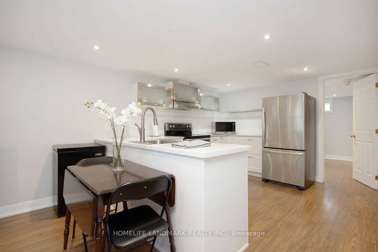 Photo 3 of Unit Unit Lower, 225 Highland Avenue E, Oshawa, Central — HOMEH