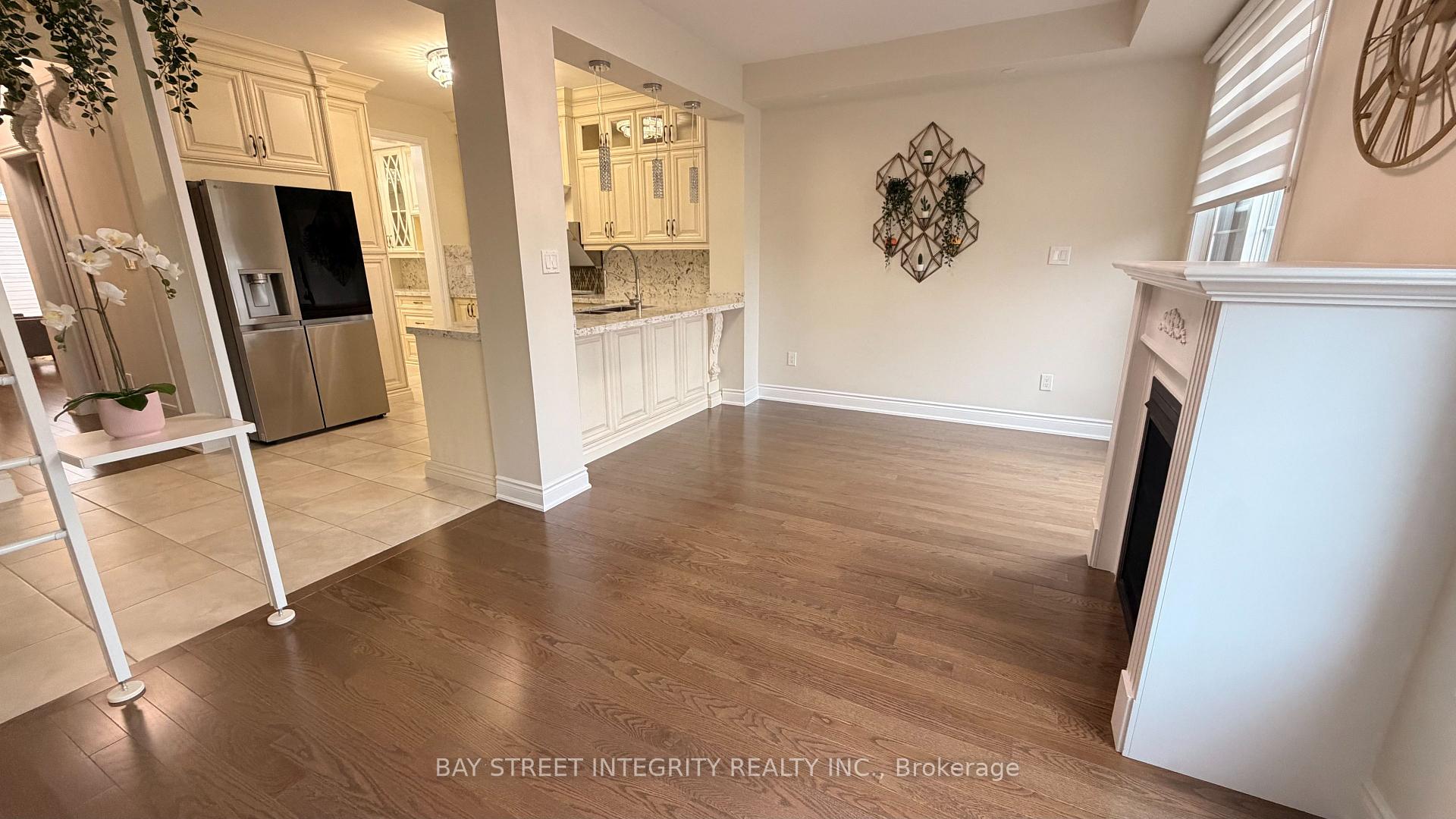 Photo 5 of 148 Sunset Terrace, Vaughan, Vellore Village — HOMEH