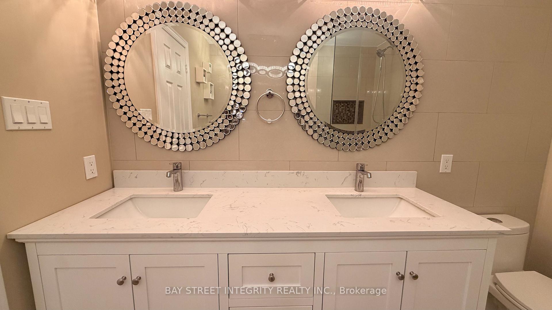 Photo 16 of 148 Sunset Terrace, Vaughan, Vellore Village — HOMEH