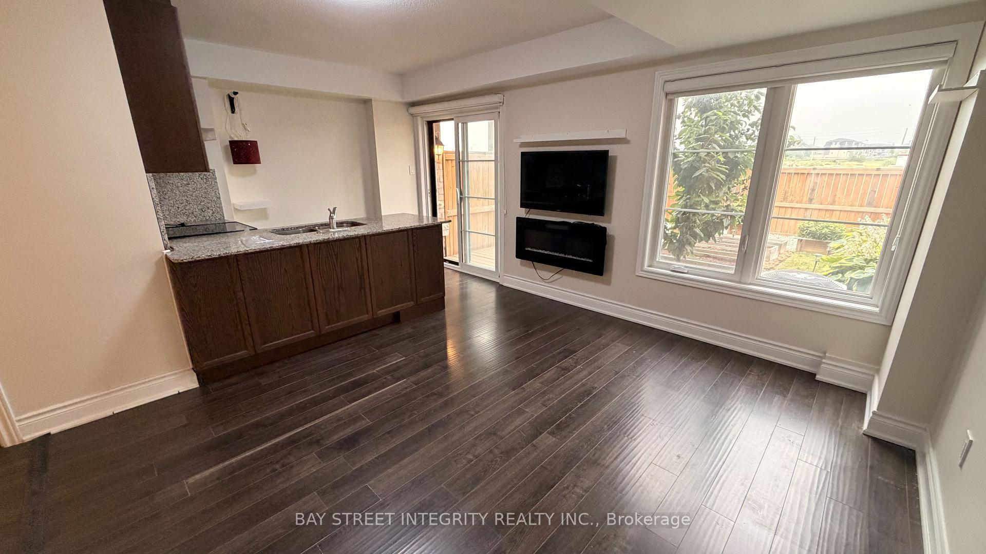 Photo 20 of 148 Sunset Terrace, Vaughan, Vellore Village — HOMEH