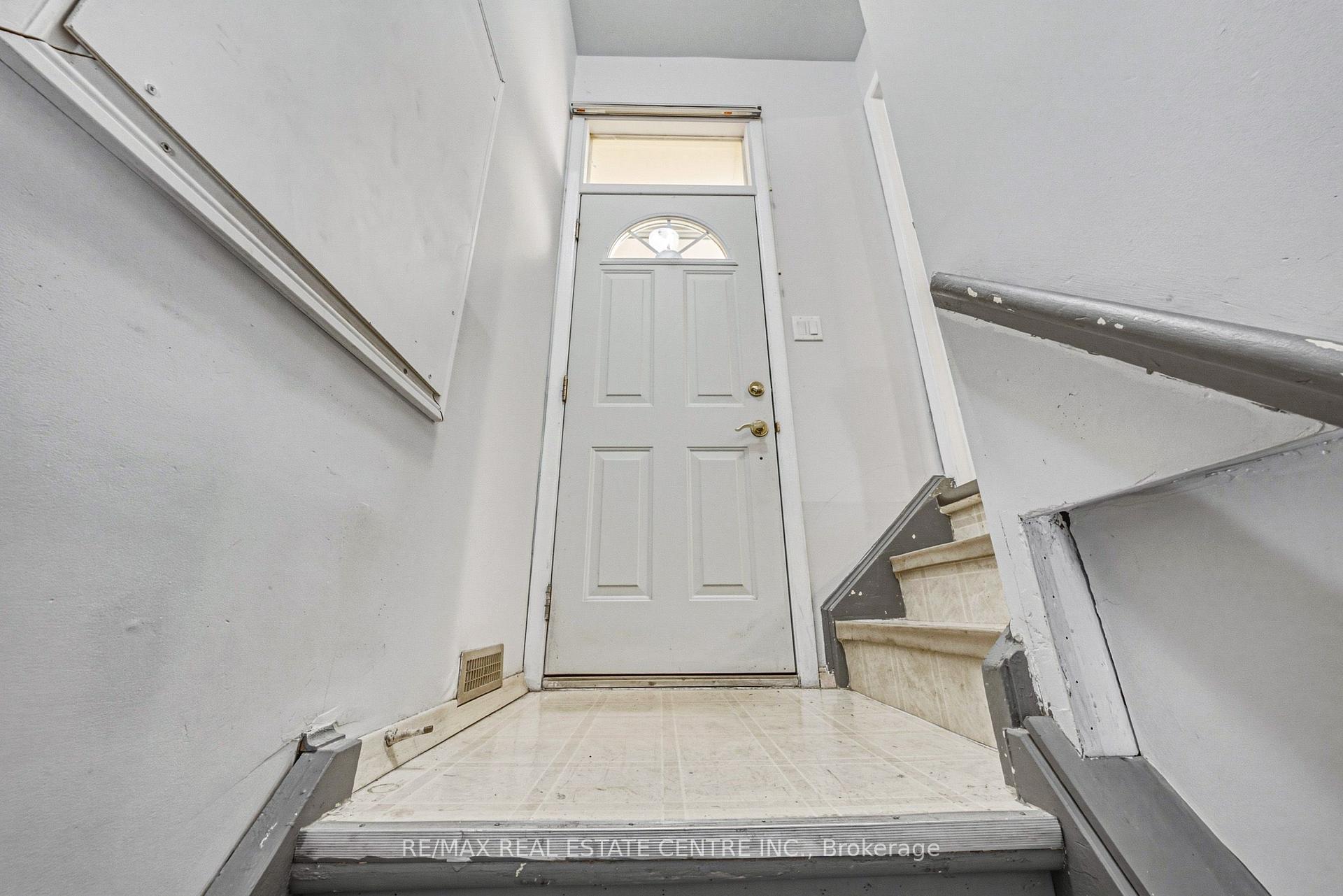 Photo 19 of 7 Chapman Court, Cambridge, Silver Heights — HOMEH
