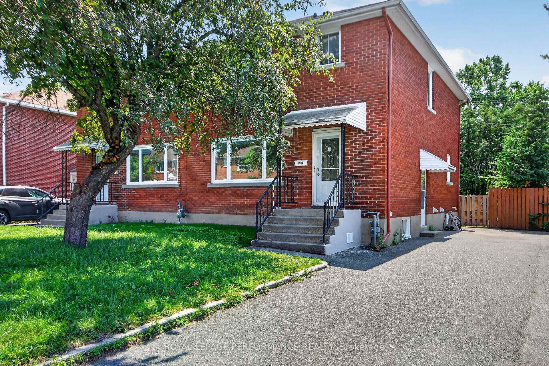 Photo 2 of 1104 Aldea Avenue, Ottawa, Billings Bridge — HOMEH