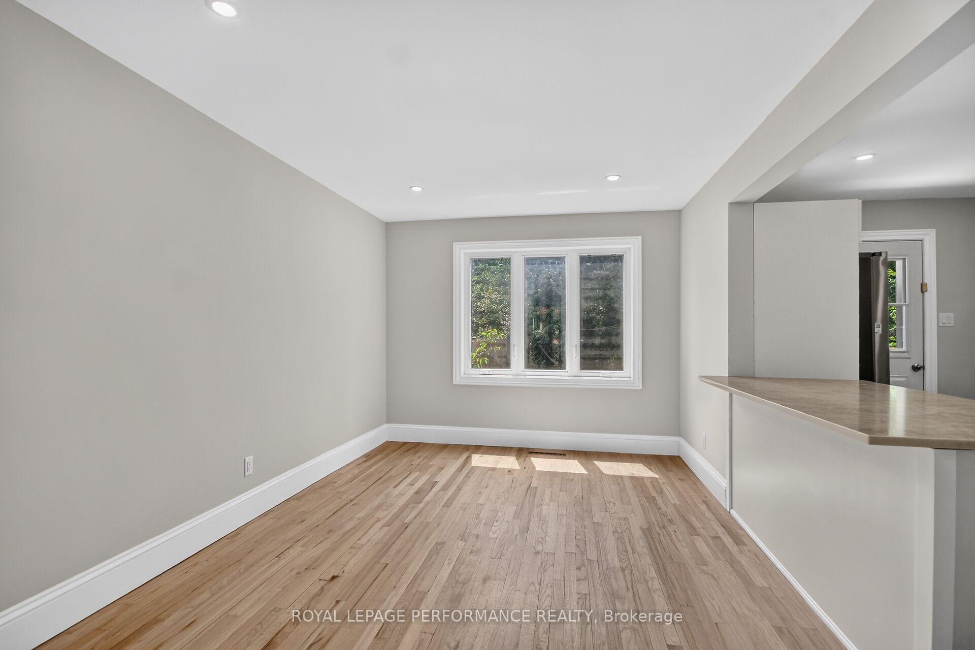 Photo 16 of 1104 Aldea Avenue, Ottawa, Billings Bridge — HOMEH