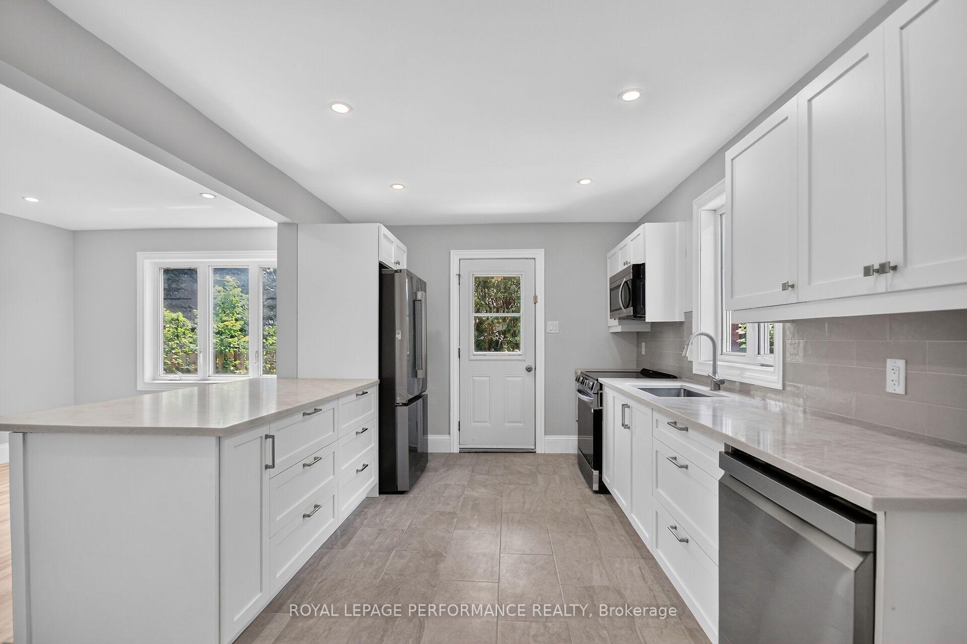 Photo 38 of 1104 Aldea Avenue, Ottawa, Billings Bridge — HOMEH