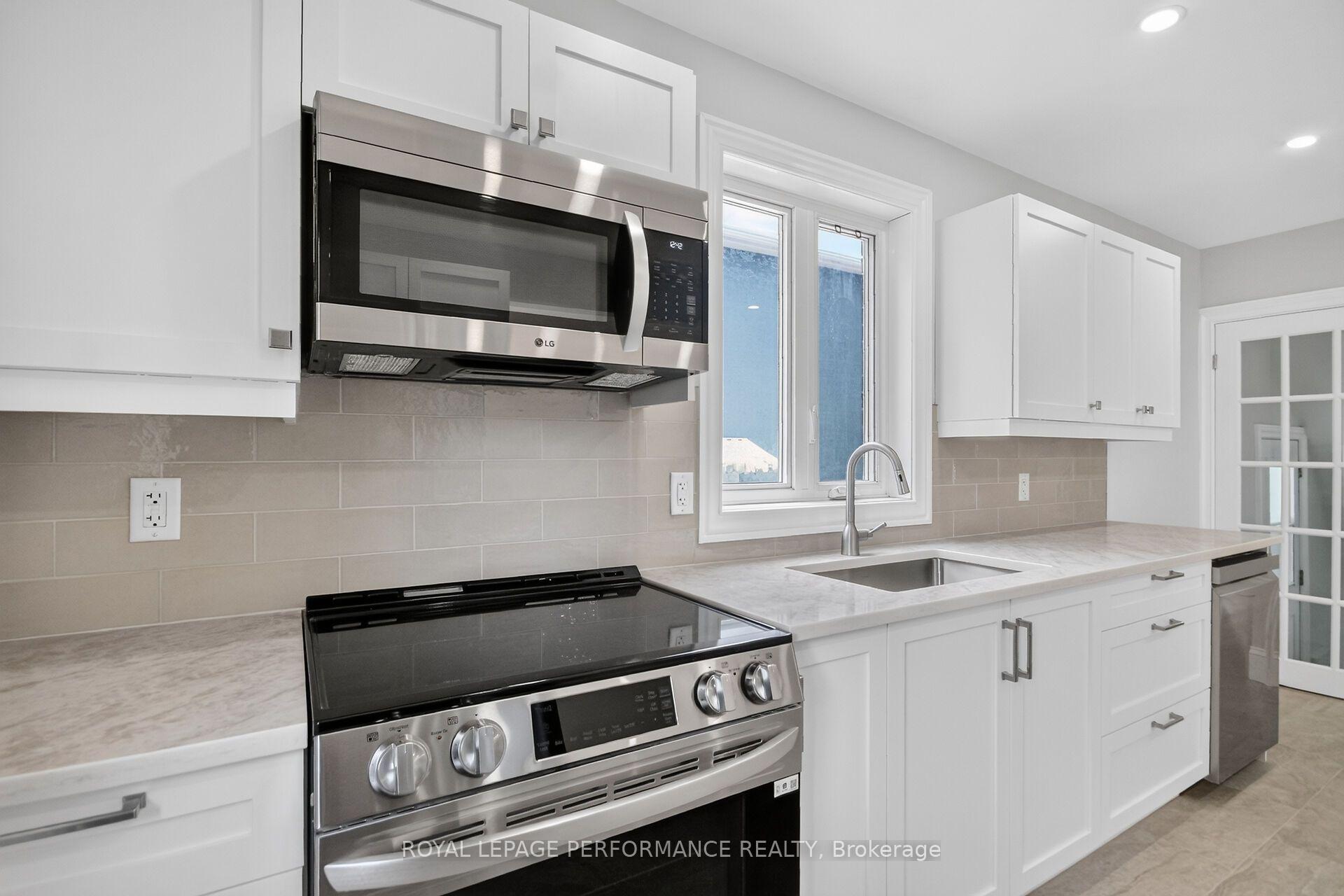 Photo 13 of 1104 Aldea Avenue, Ottawa, Billings Bridge — HOMEH