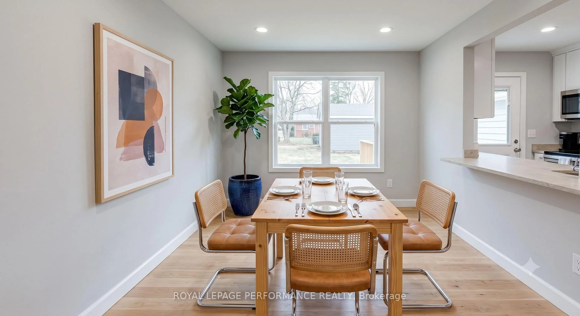 Photo 17 of 1104 Aldea Avenue, Ottawa, Billings Bridge — HOMEH