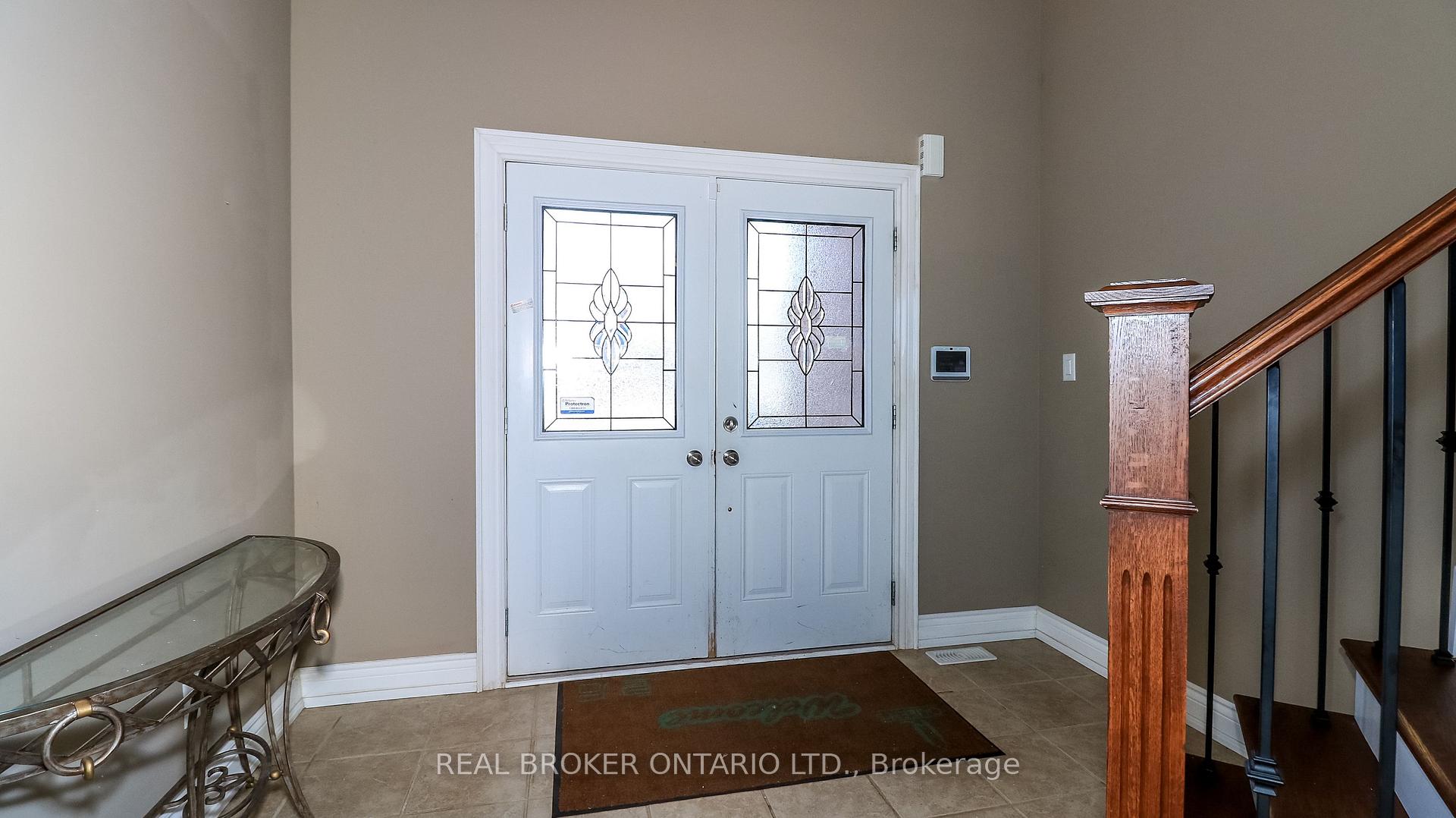 Photo 3 of 2202 Batters Loop, Innisfil, Alcona — HOMEH