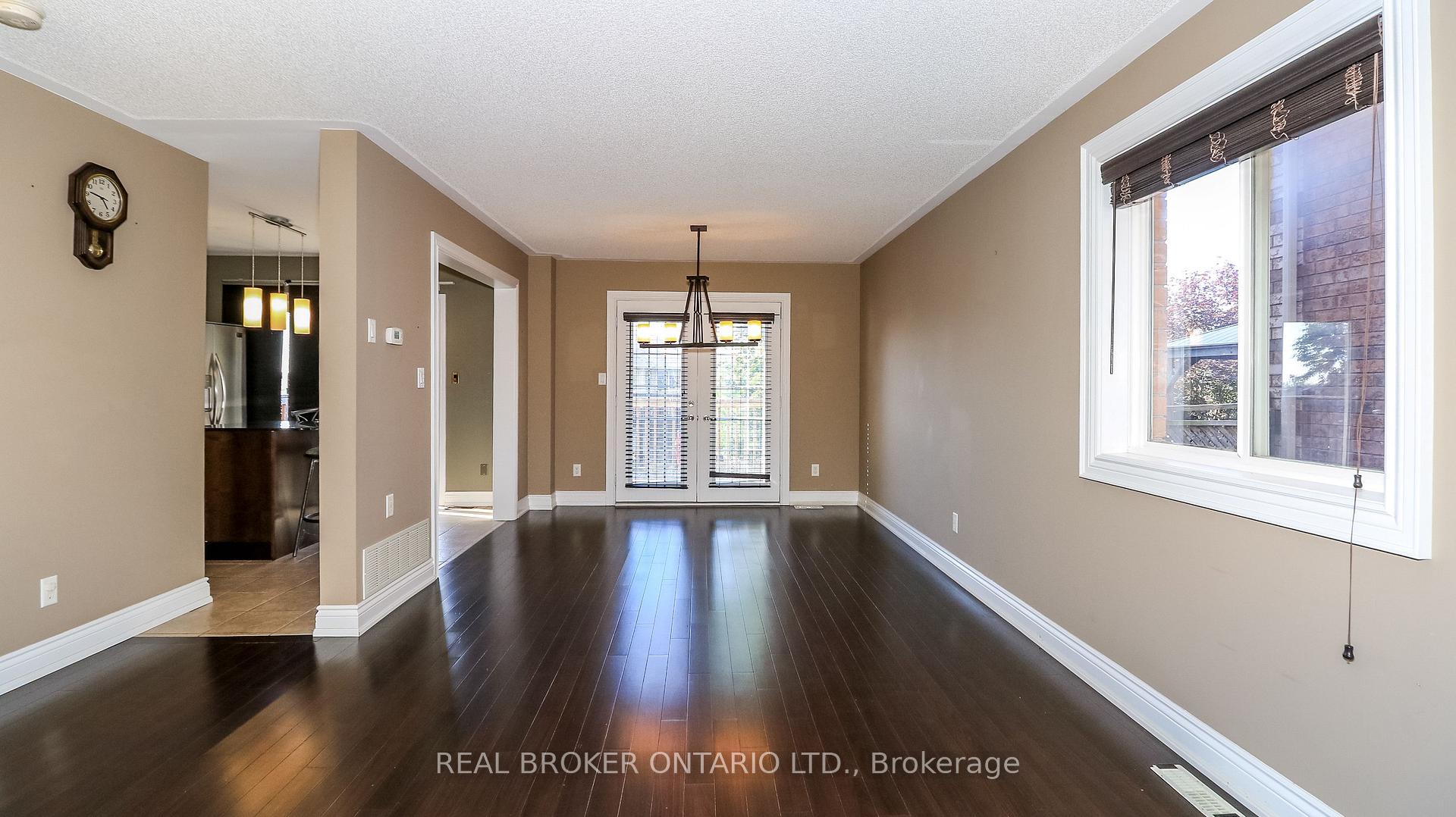 Photo 5 of 2202 Batters Loop, Innisfil, Alcona — HOMEH