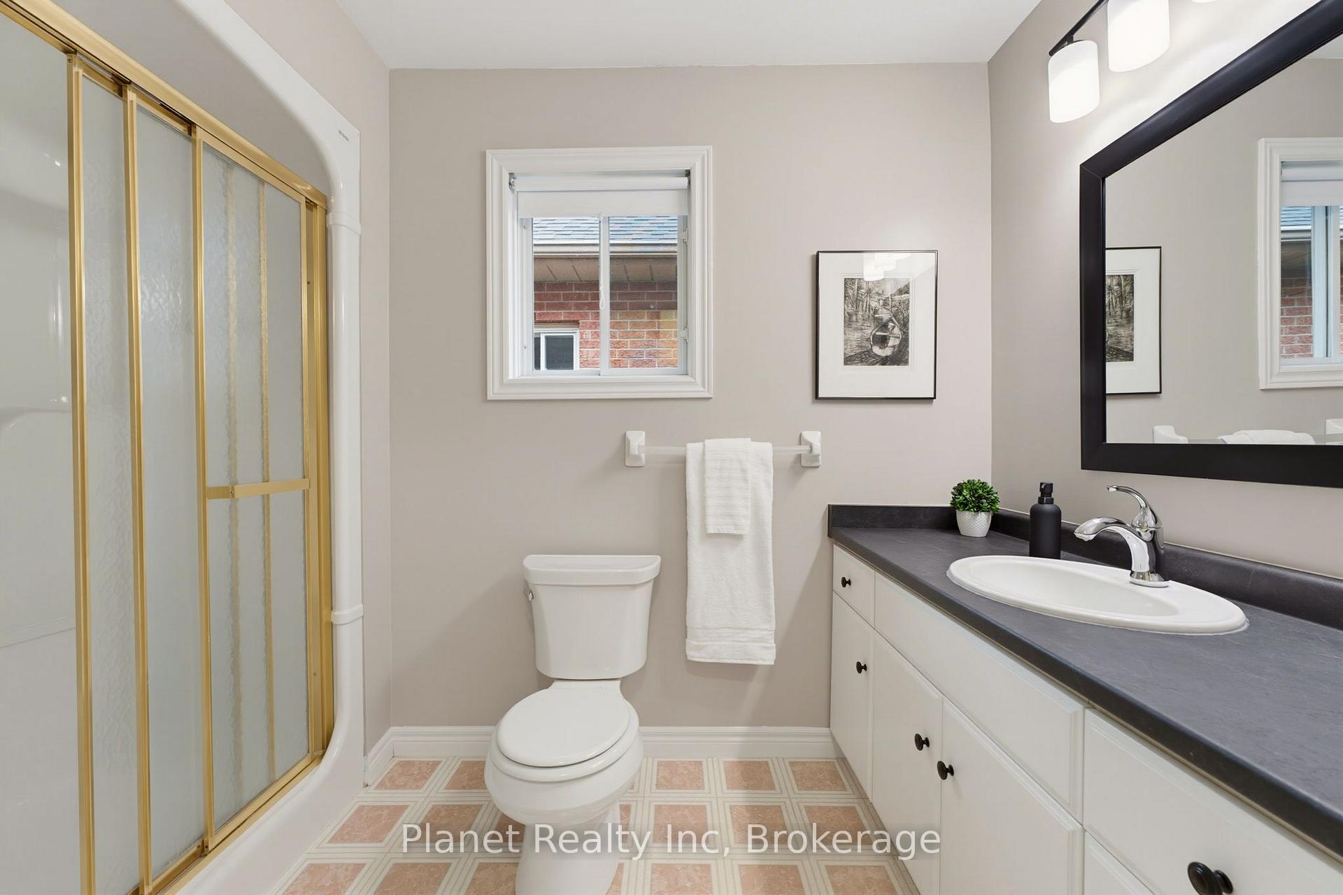 Photo 18 of 10 White Pine Way Walk, Guelph, Village By The Arboretum — HOMEH