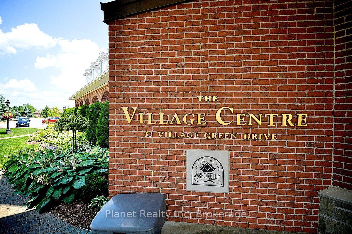 Photo 44 of 10 White Pine Way Walk, Guelph, Village By The Arboretum — HOMEH
