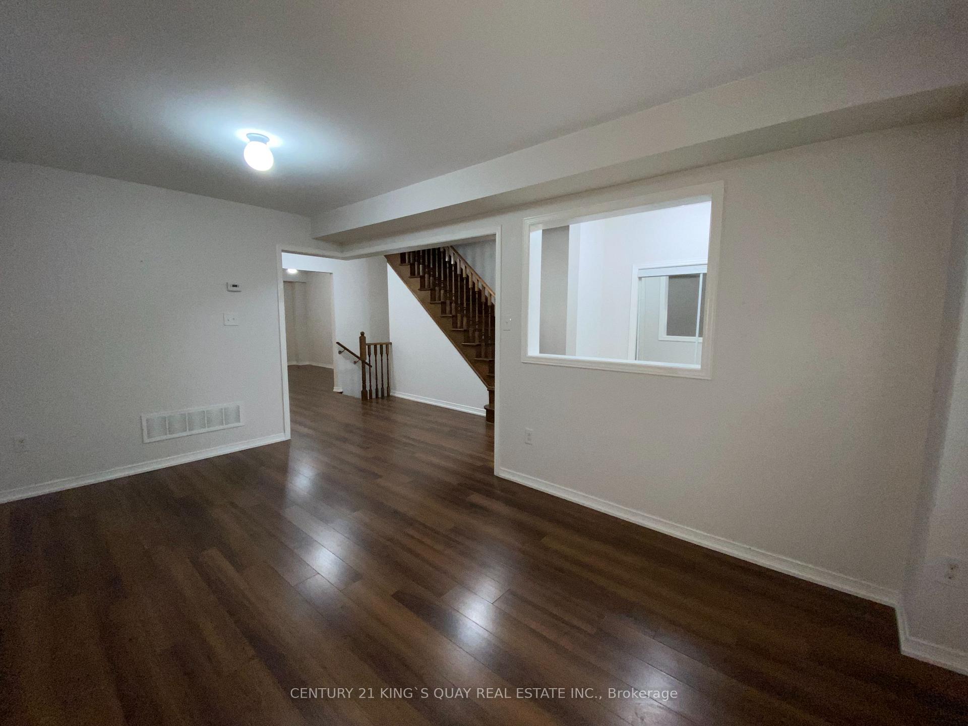 Photo 3 of 1102 Bur Oak Avenue, Markham, Wismer — HOMEH