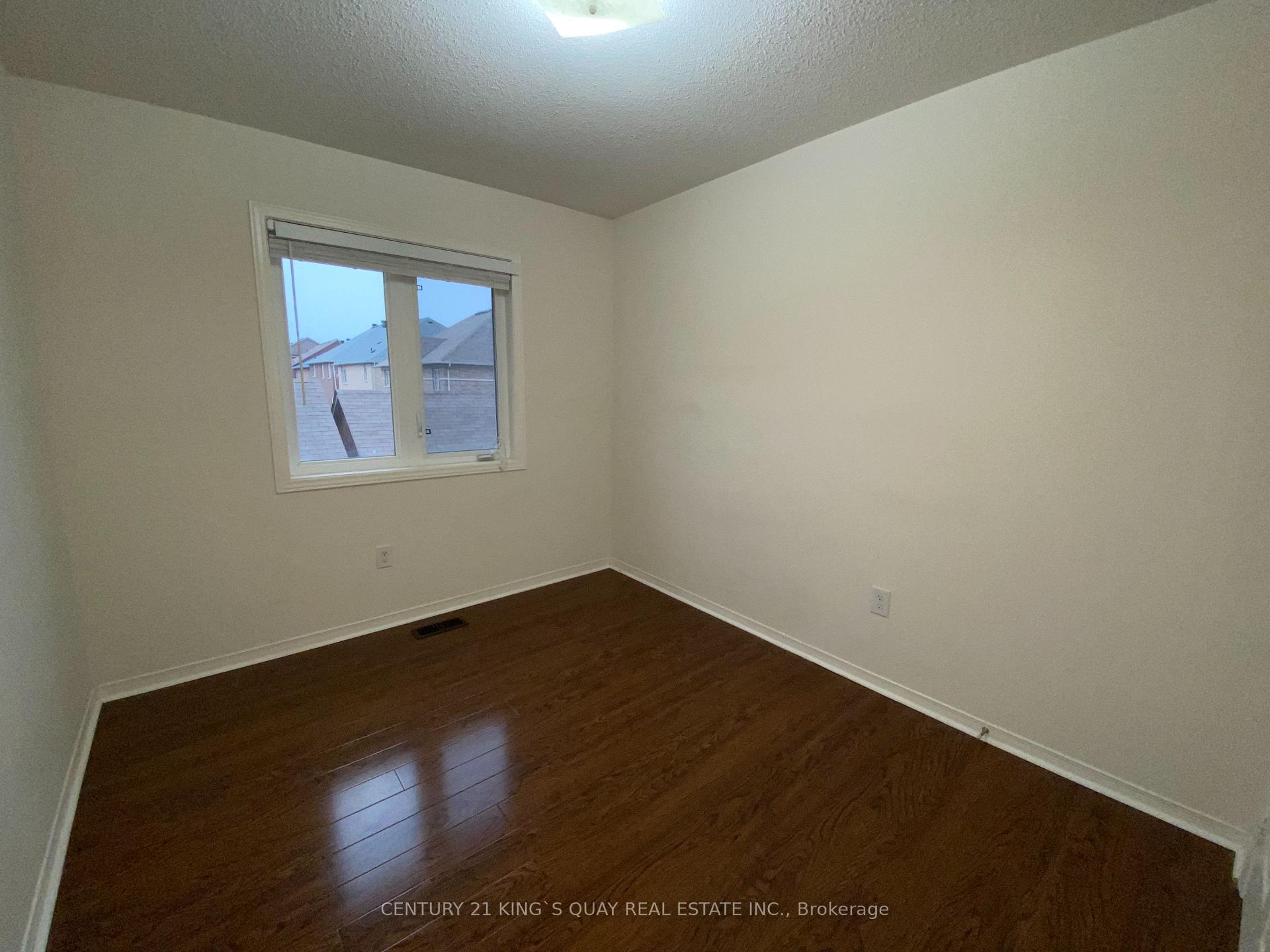 Photo 12 of 1102 Bur Oak Avenue, Markham, Wismer — HOMEH