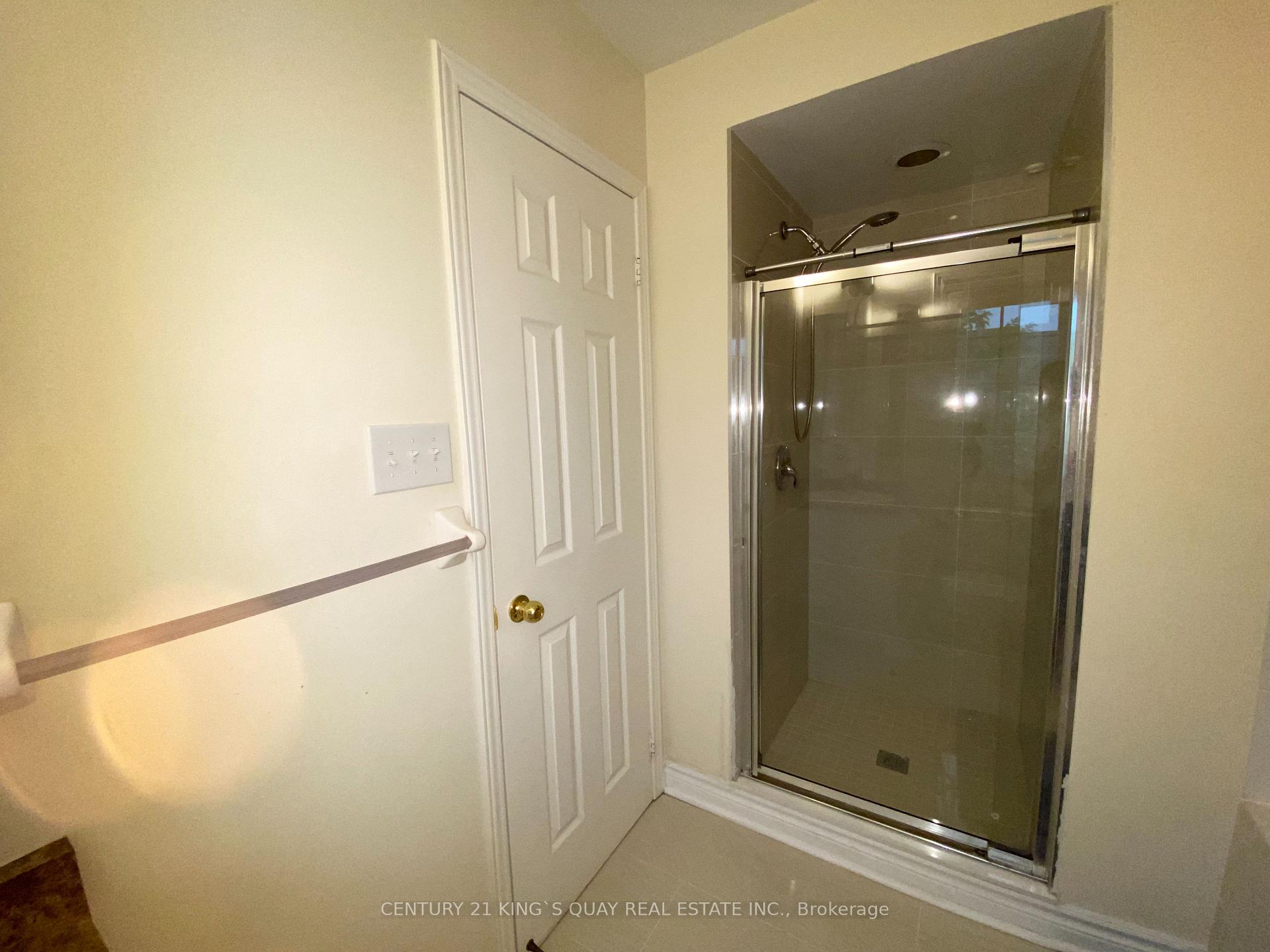 Photo 14 of 1102 Bur Oak Avenue, Markham, Wismer — HOMEH
