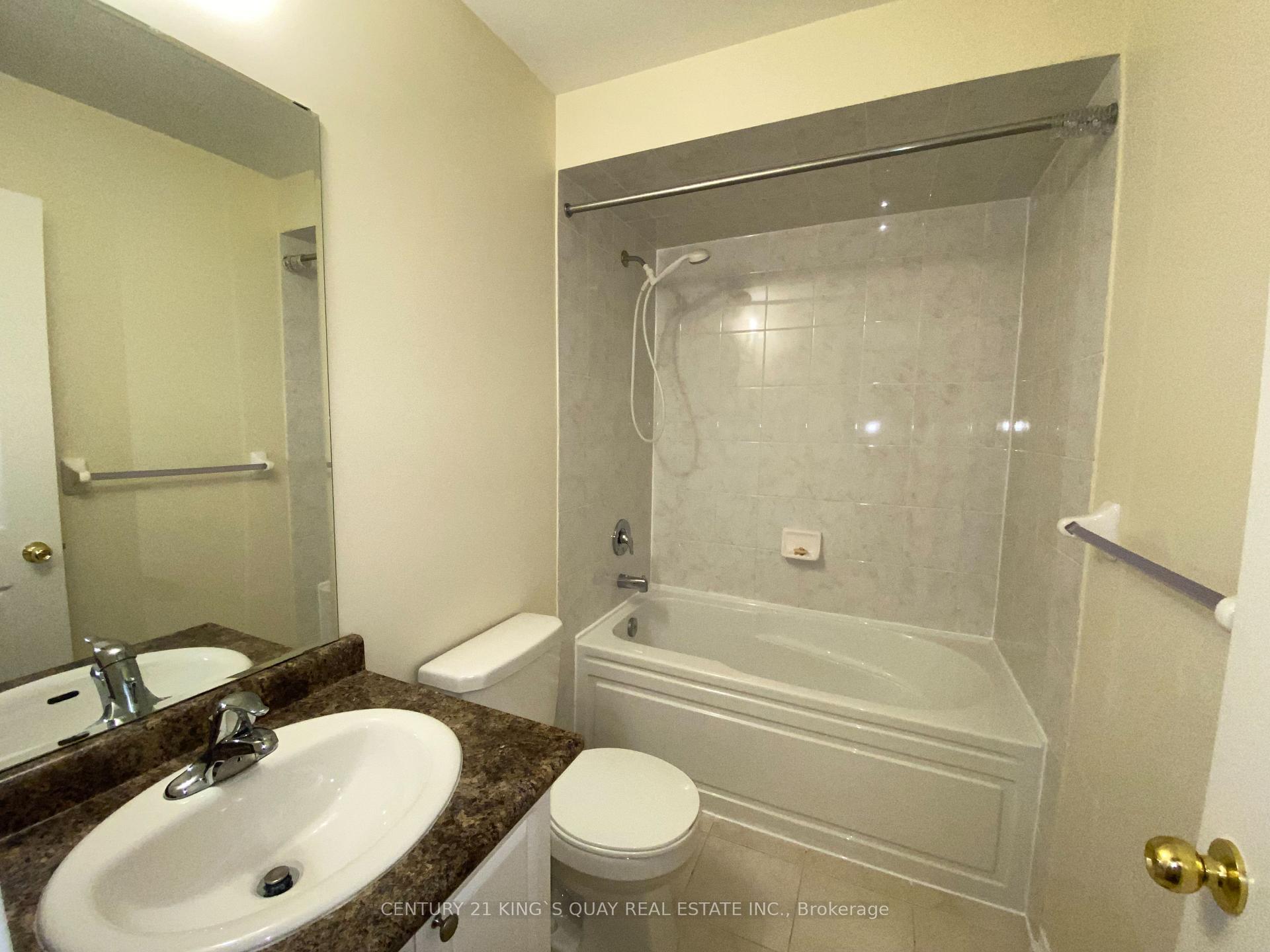 Photo 15 of 1102 Bur Oak Avenue, Markham, Wismer — HOMEH