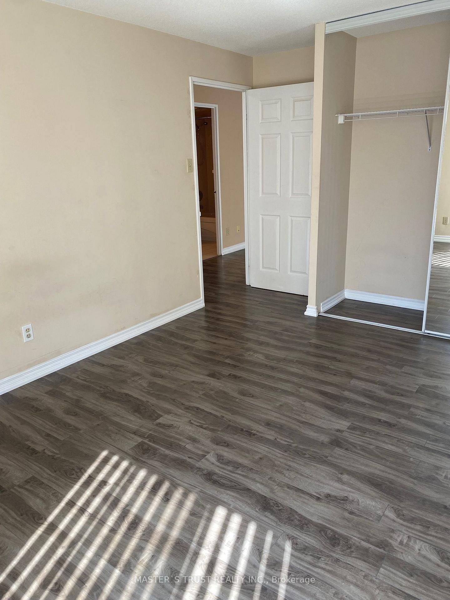 Photo 9 of Unit 1410, 736 Bay Street, Toronto, Bay Street Corridor — HOMEH