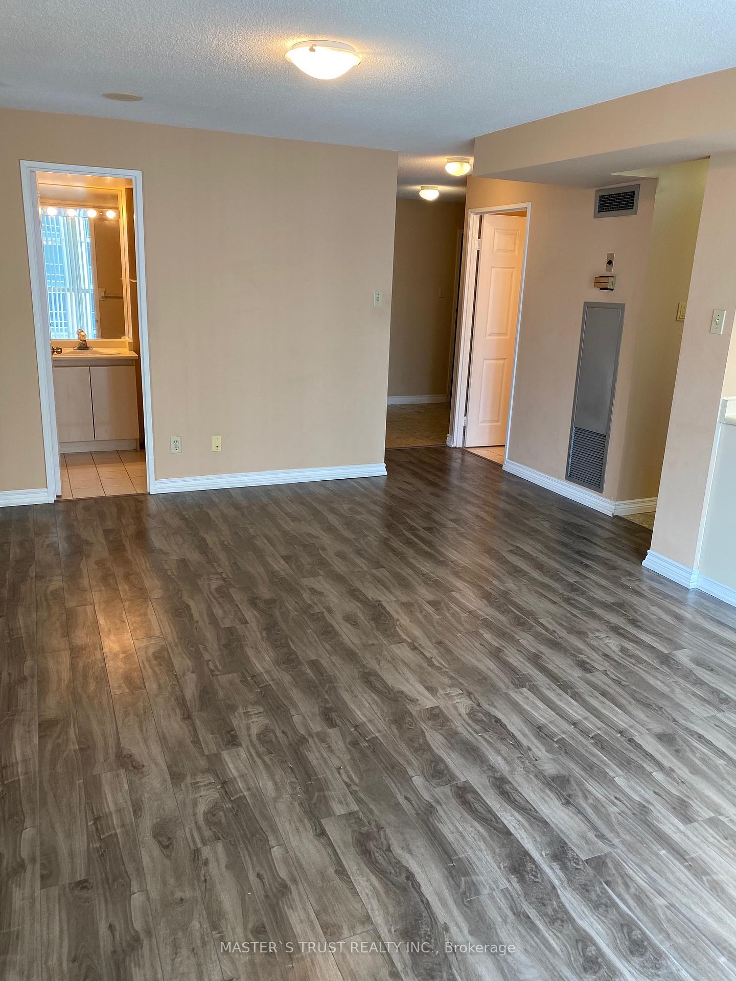 Photo 19 of Unit 1410, 736 Bay Street, Toronto, Bay Street Corridor — HOMEH