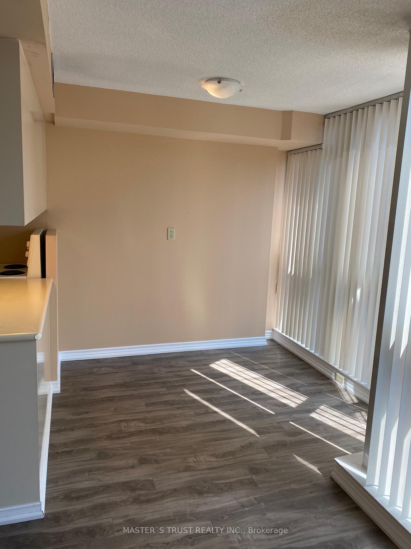 Photo 22 of Unit 1410, 736 Bay Street, Toronto, Bay Street Corridor — HOMEH