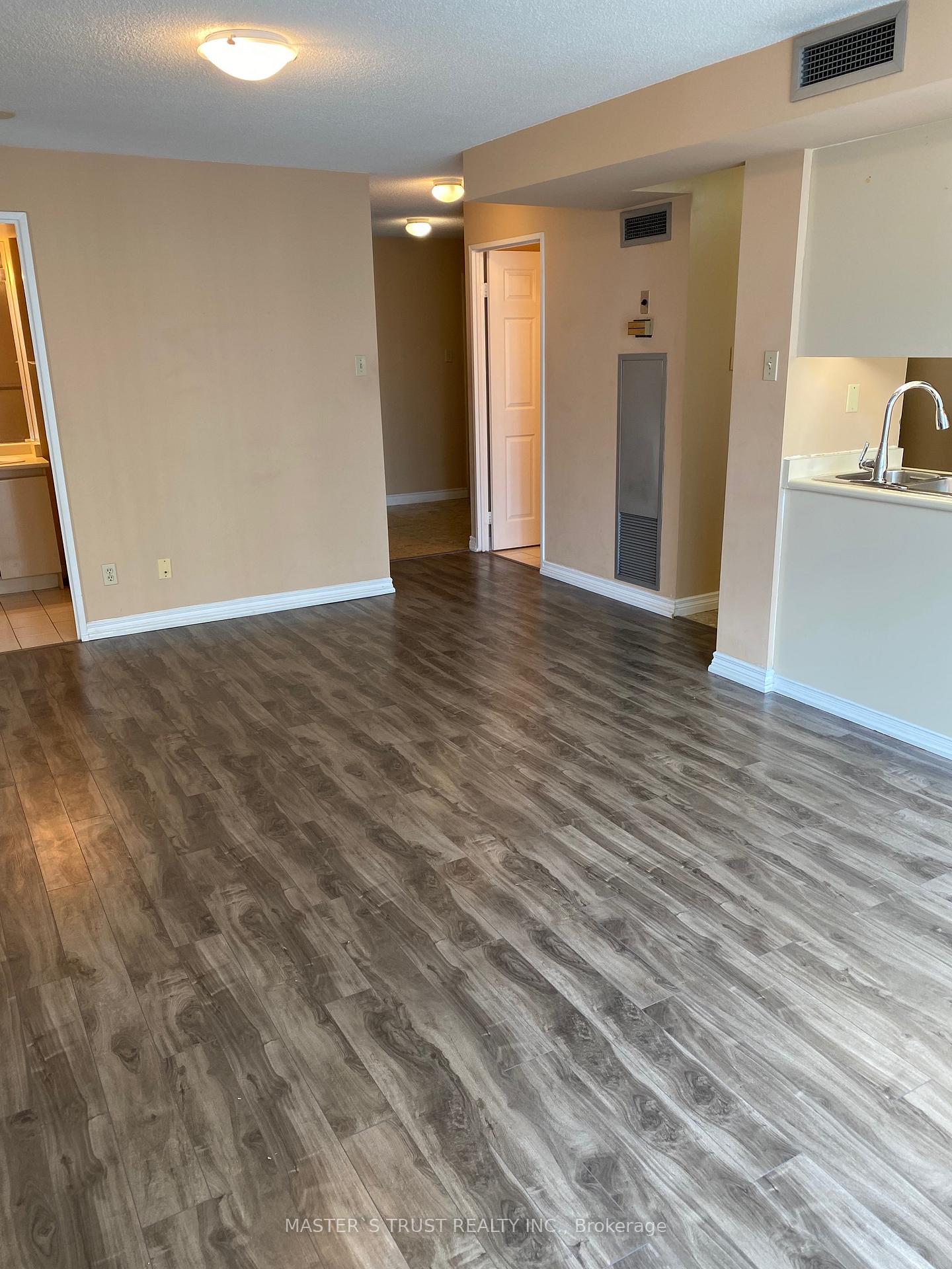 Photo 24 of Unit 1410, 736 Bay Street, Toronto, Bay Street Corridor — HOMEH