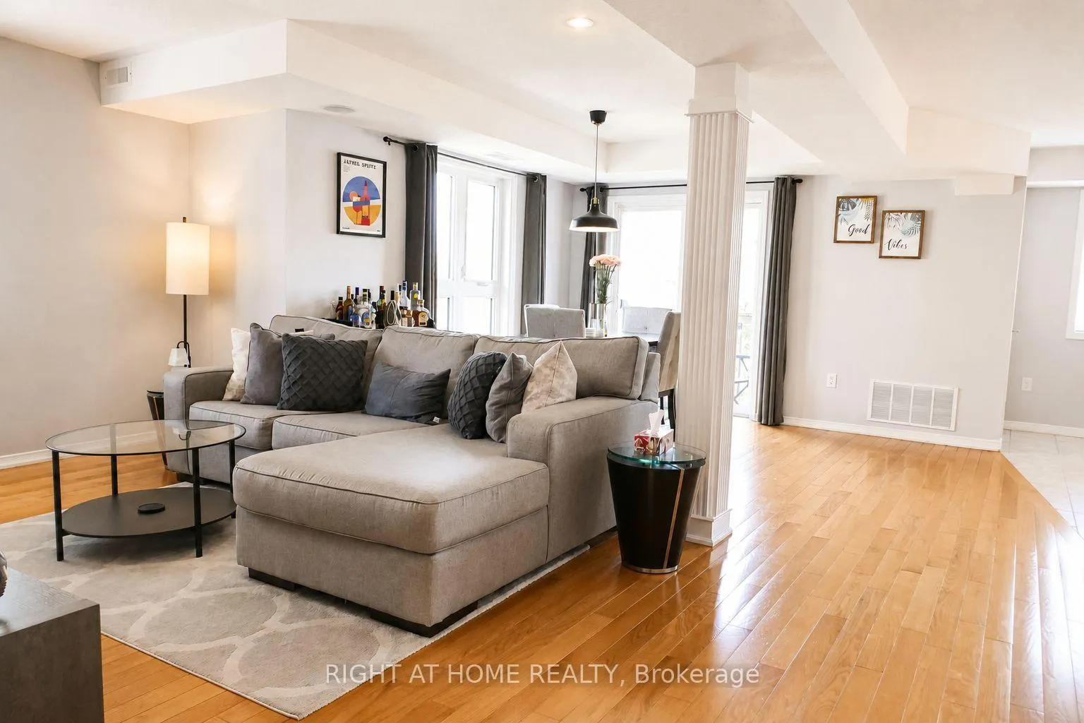 Photo 5 of Unit 2, 17 Cheltenham Road, Barrie, Georgian Drive — HOMEH