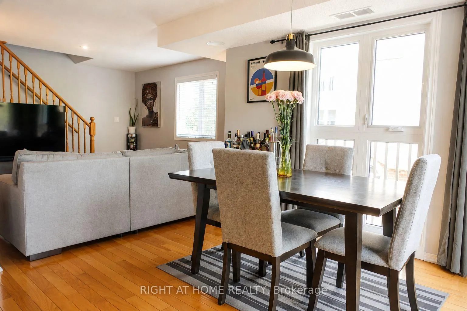 Photo 10 of Unit 2, 17 Cheltenham Road, Barrie, Georgian Drive — HOMEH