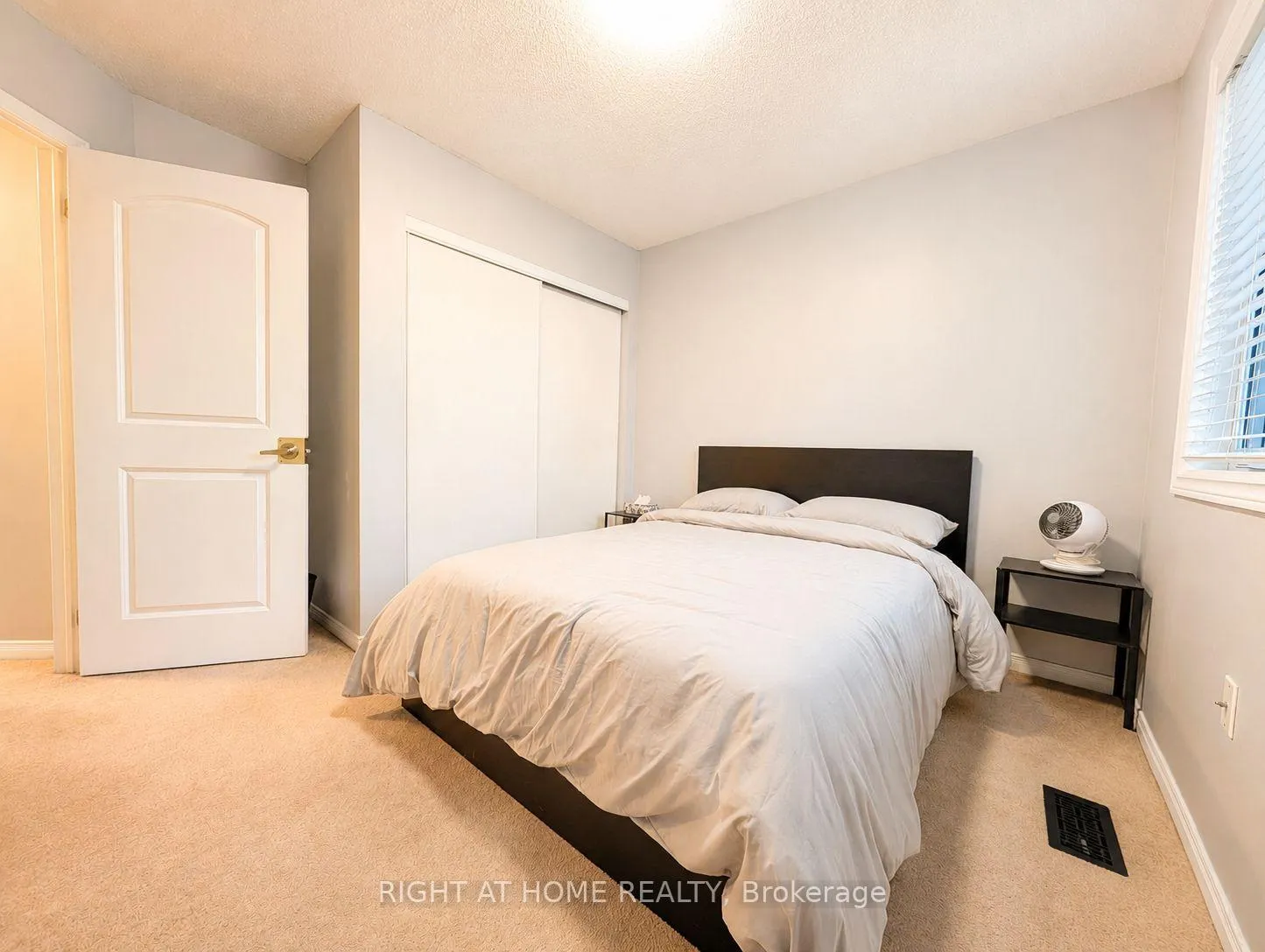 Photo 22 of Unit 2, 17 Cheltenham Road, Barrie, Georgian Drive — HOMEH
