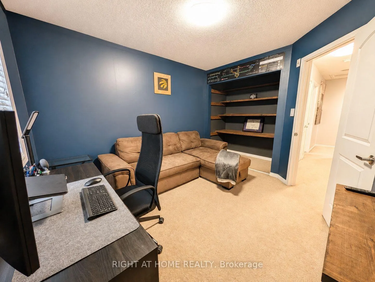 Photo 25 of Unit 2, 17 Cheltenham Road, Barrie, Georgian Drive — HOMEH