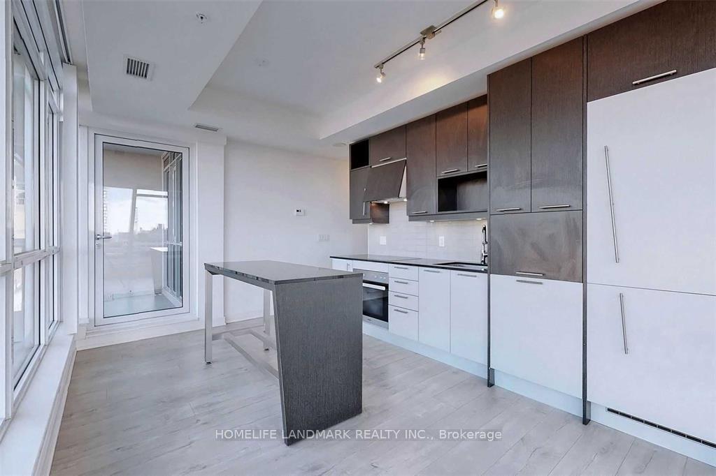 Photo 5 of Unit 1209, 30 Nelson Street, Toronto, Waterfront Communities — HOMEH