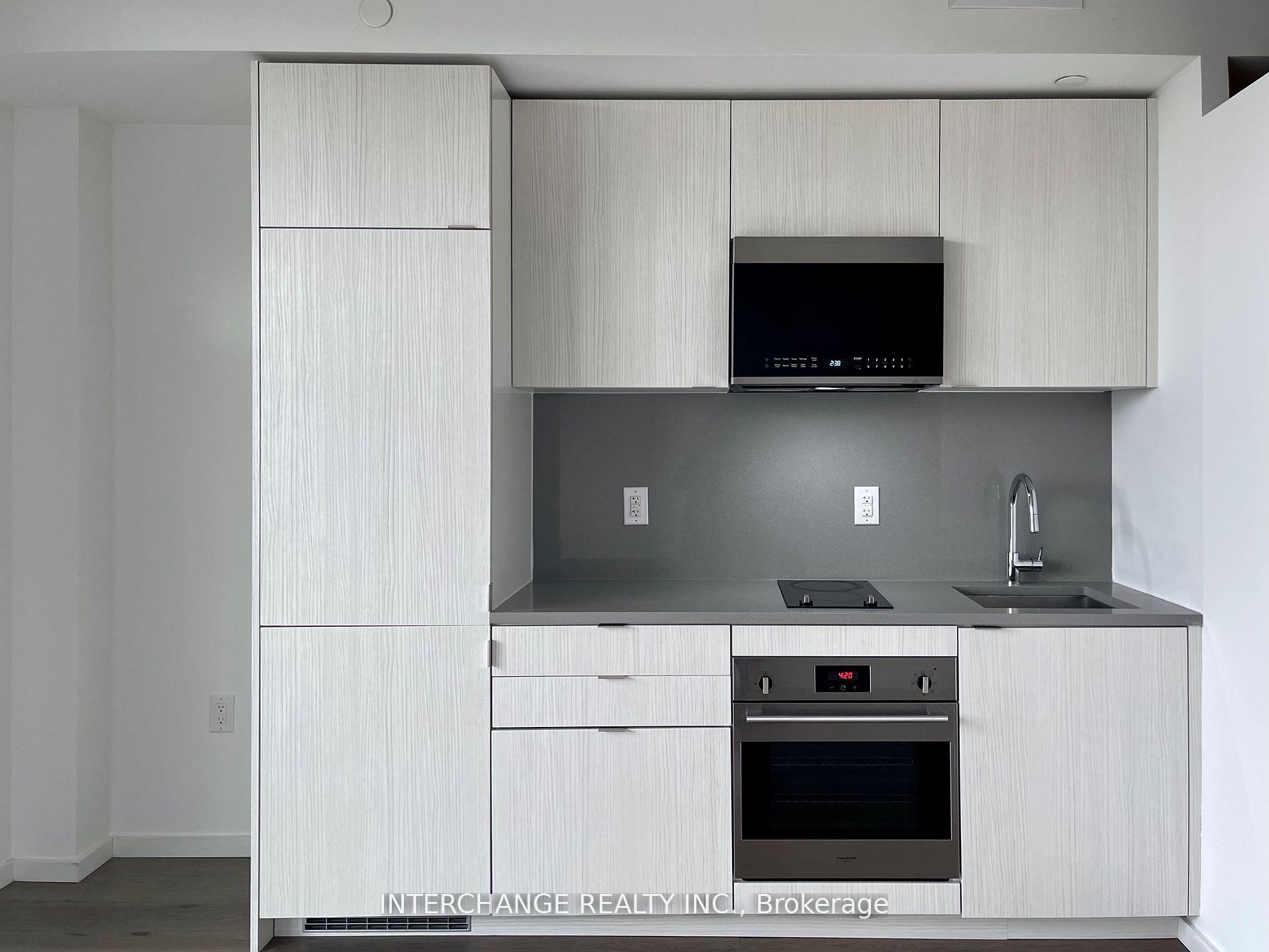 Photo 21 of Unit 411, 21 Lawren Harris Square, Toronto, Waterfront Communities — HOMEH