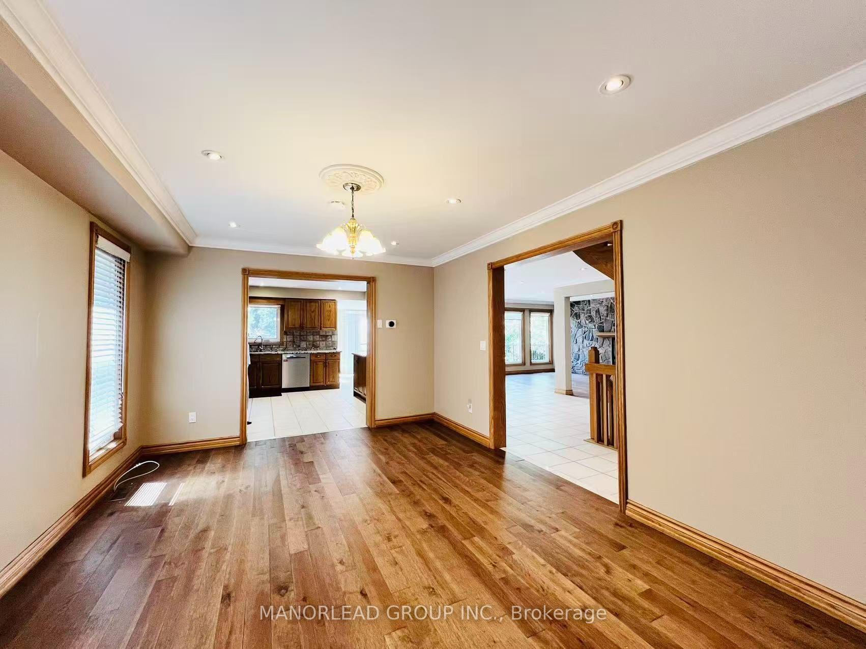 Photo 10 of 42 Metropolitan Crescent, Georgina, Keswick North — HOMEH