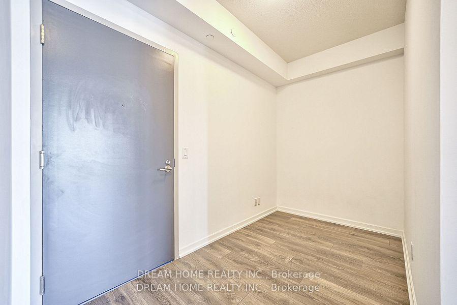 Photo 2 of Unit 2004, 32 forest manor Road, North York, Henry Farm — HOMEH