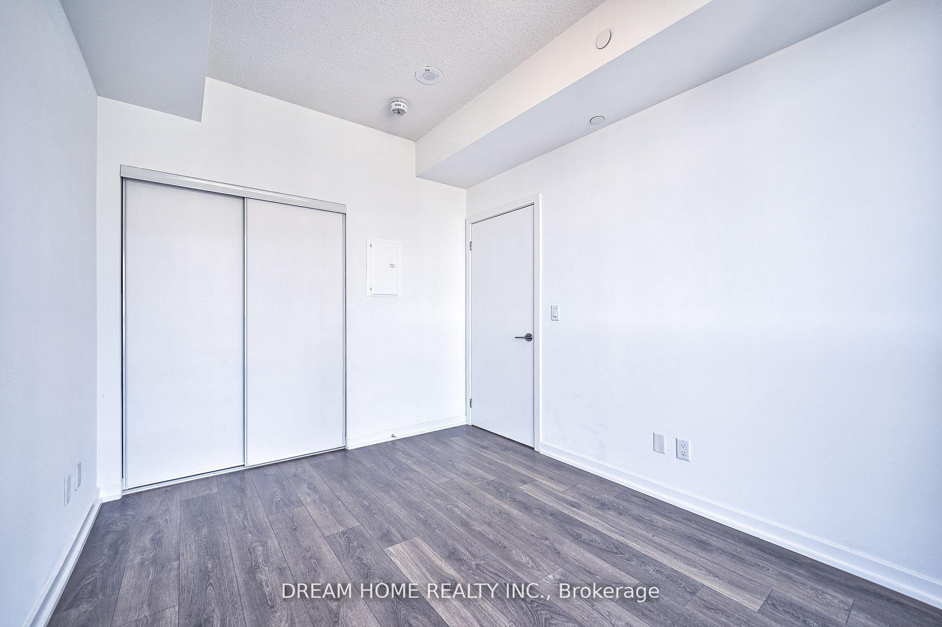 Photo 7 of Unit 2004, 32 forest manor Road, North York, Henry Farm — HOMEH