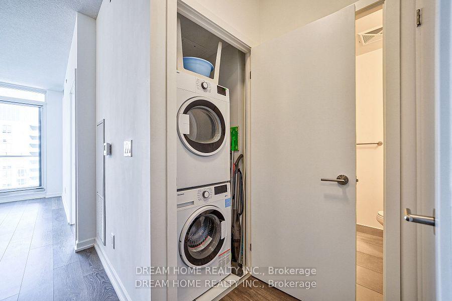 Photo 9 of Unit 2004, 32 forest manor Road, North York, Henry Farm — HOMEH
