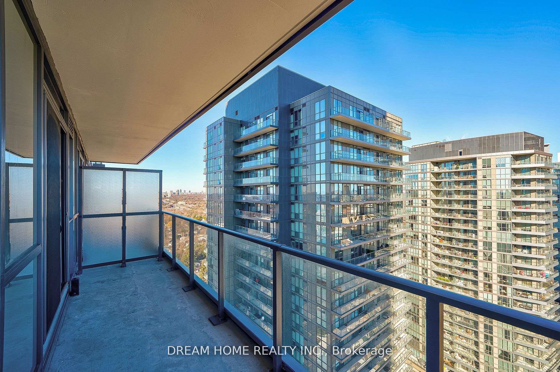 Photo 10 of Unit 2004, 32 forest manor Road, North York, Henry Farm — HOMEH