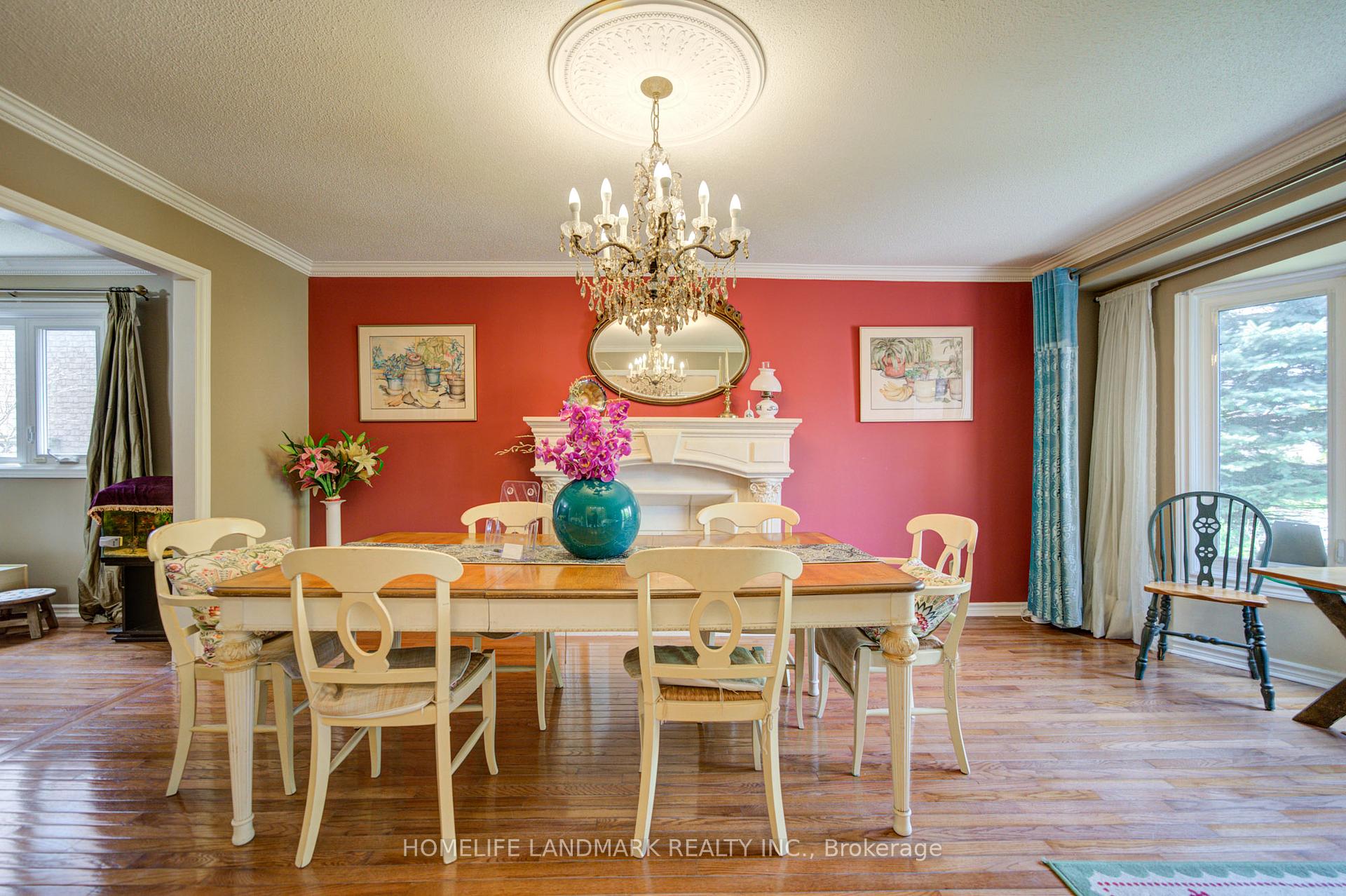 Photo 7 of 375 Manhattan Drive, Markham, Markville — HOMEH