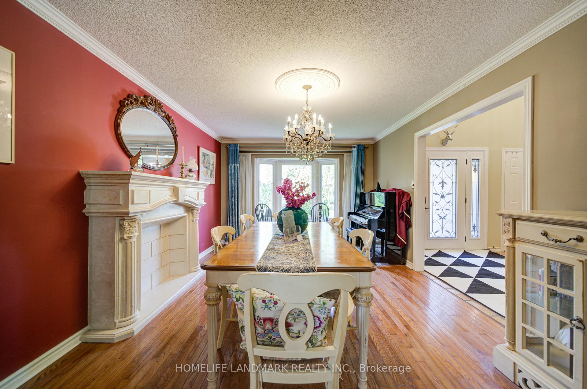 Photo 9 of 375 Manhattan Drive, Markham, Markville — HOMEH