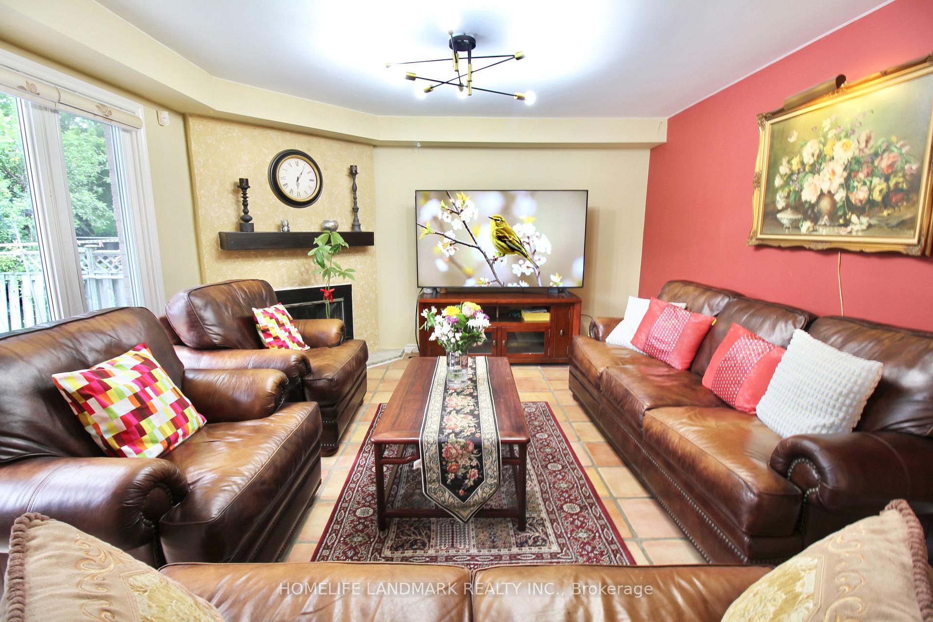 Photo 19 of 375 Manhattan Drive, Markham, Markville — HOMEH