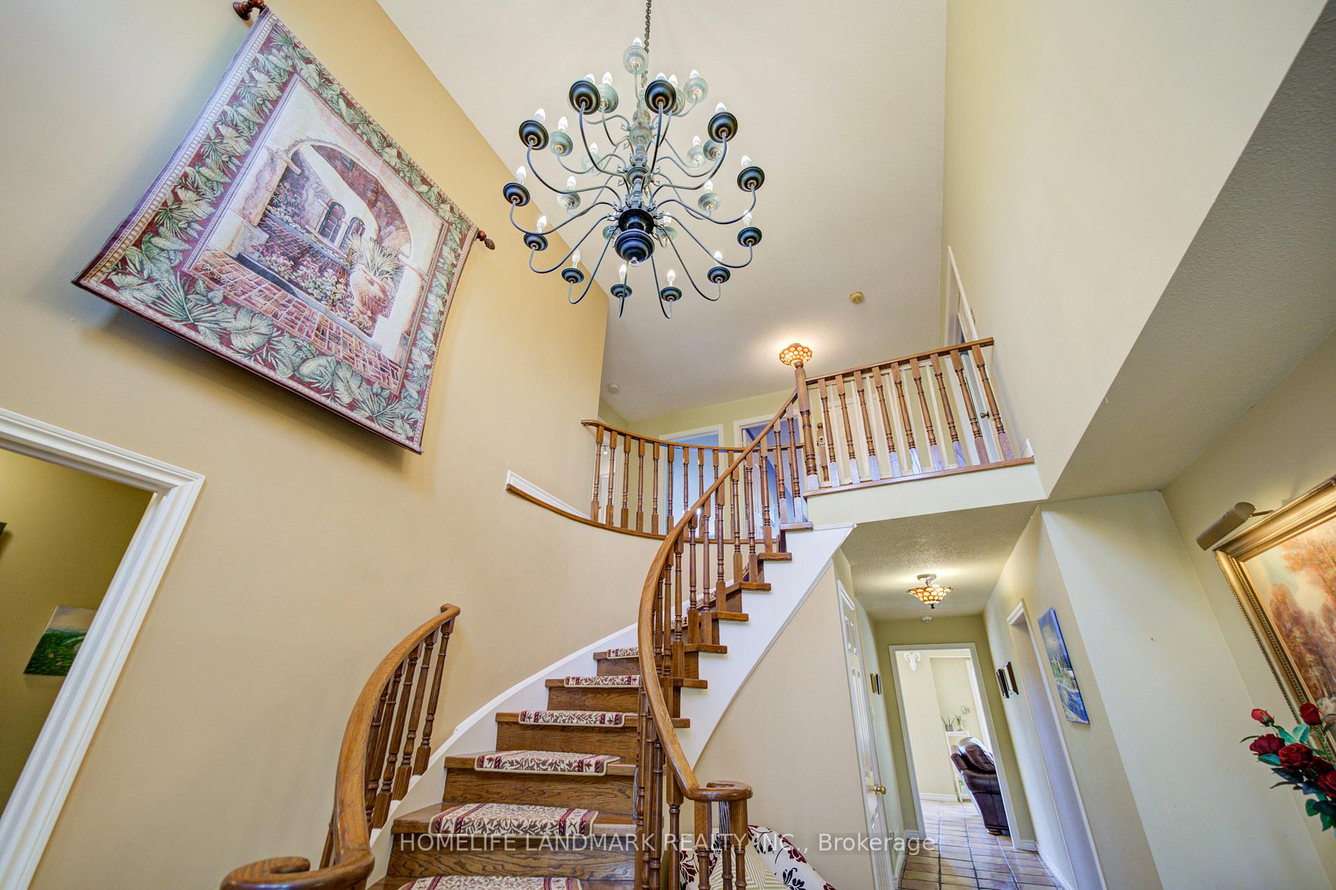 Photo 22 of 375 Manhattan Drive, Markham, Markville — HOMEH
