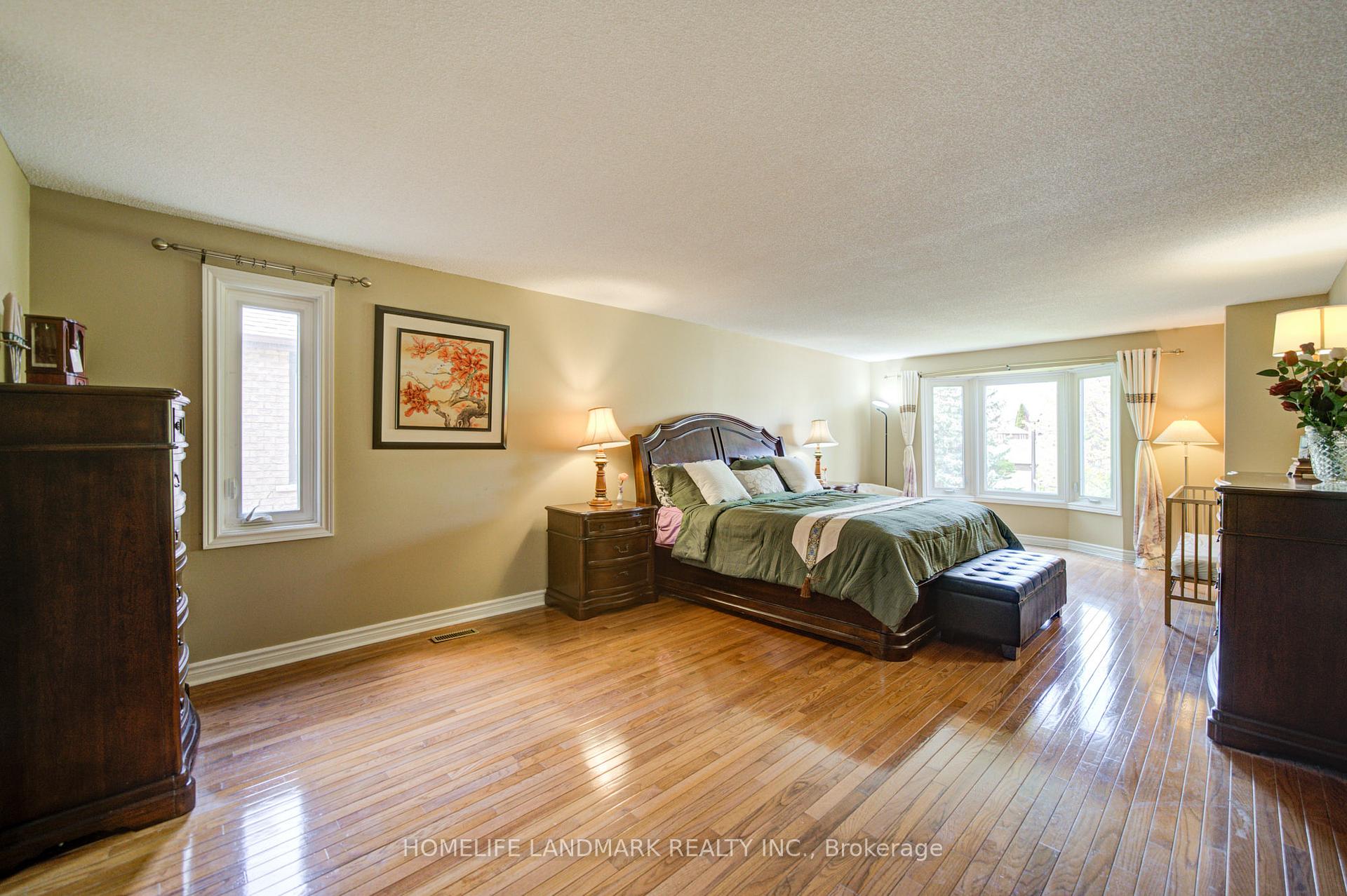 Photo 26 of 375 Manhattan Drive, Markham, Markville — HOMEH