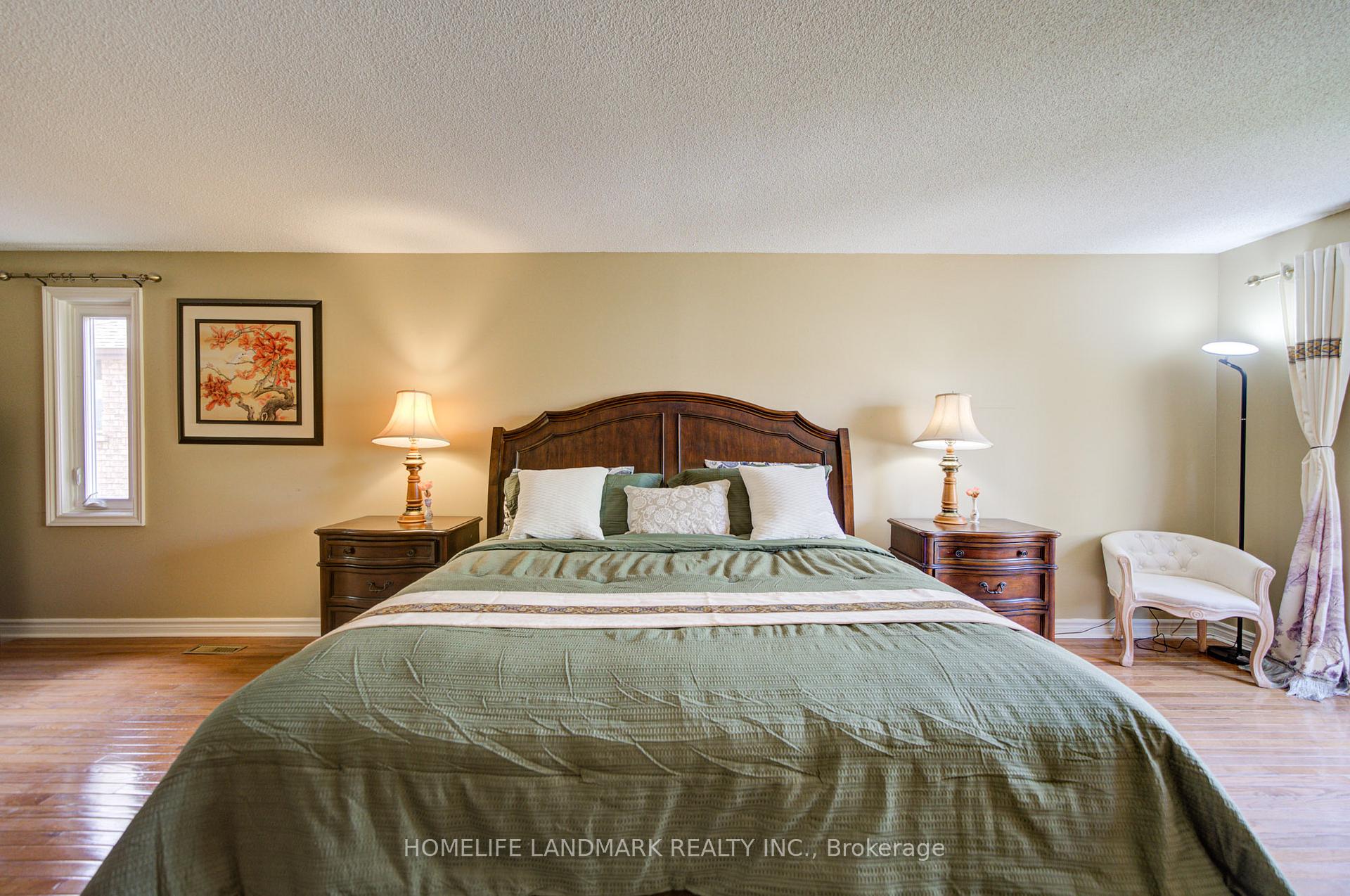 Photo 28 of 375 Manhattan Drive, Markham, Markville — HOMEH
