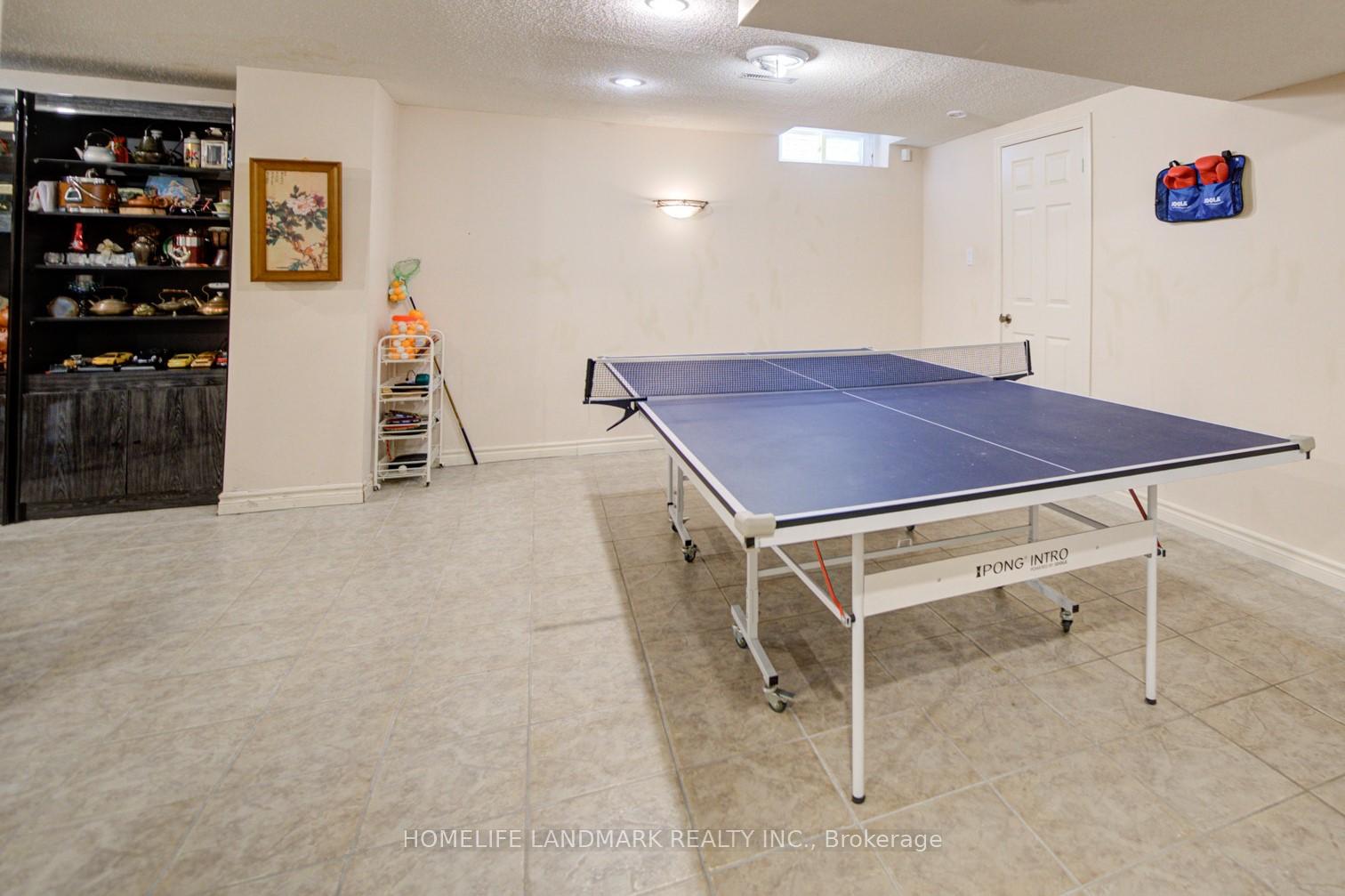 Photo 38 of 375 Manhattan Drive, Markham, Markville — HOMEH
