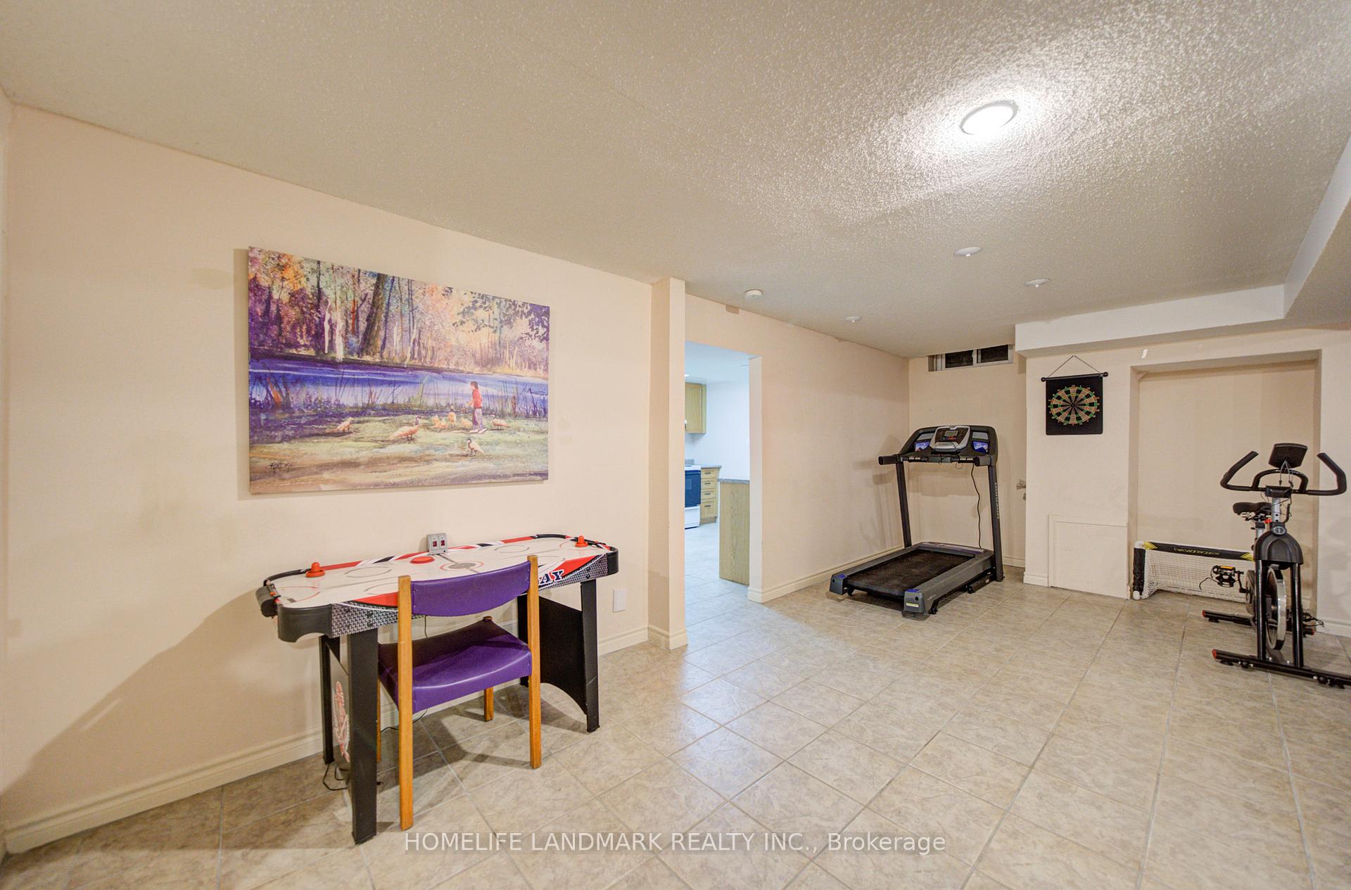 Photo 42 of 375 Manhattan Drive, Markham, Markville — HOMEH
