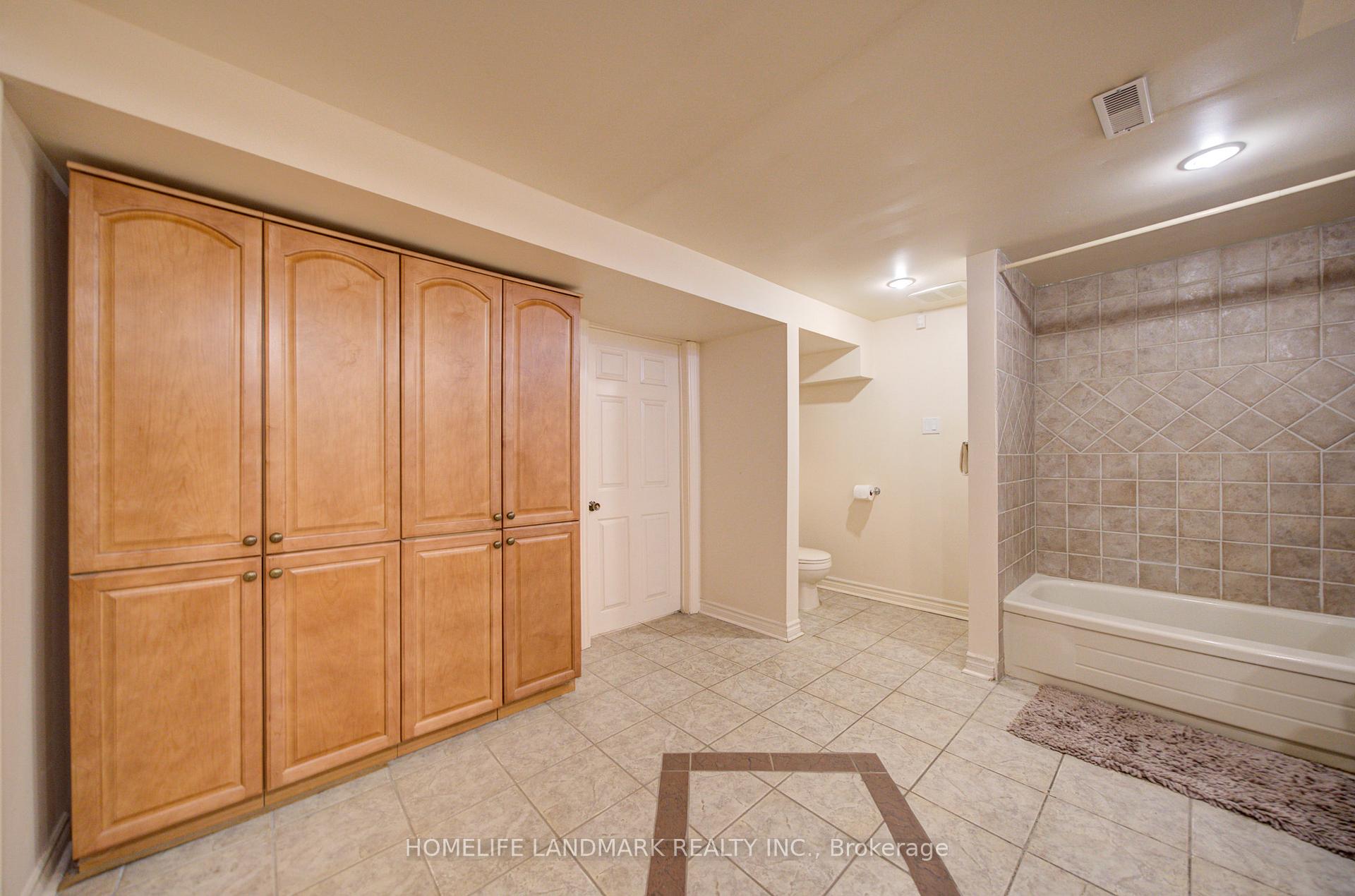 Photo 46 of 375 Manhattan Drive, Markham, Markville — HOMEH