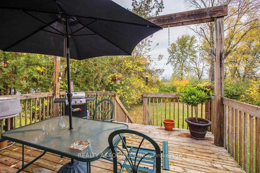 Photo 7 of 374 Irene Drive, Georgina, Keswick South — HOMEH