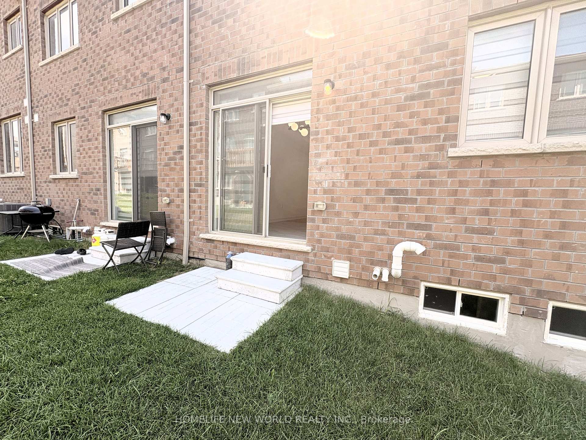 Photo 30 of 966 Cormorant Path, Pickering, Rural Pickering — HOMEH
