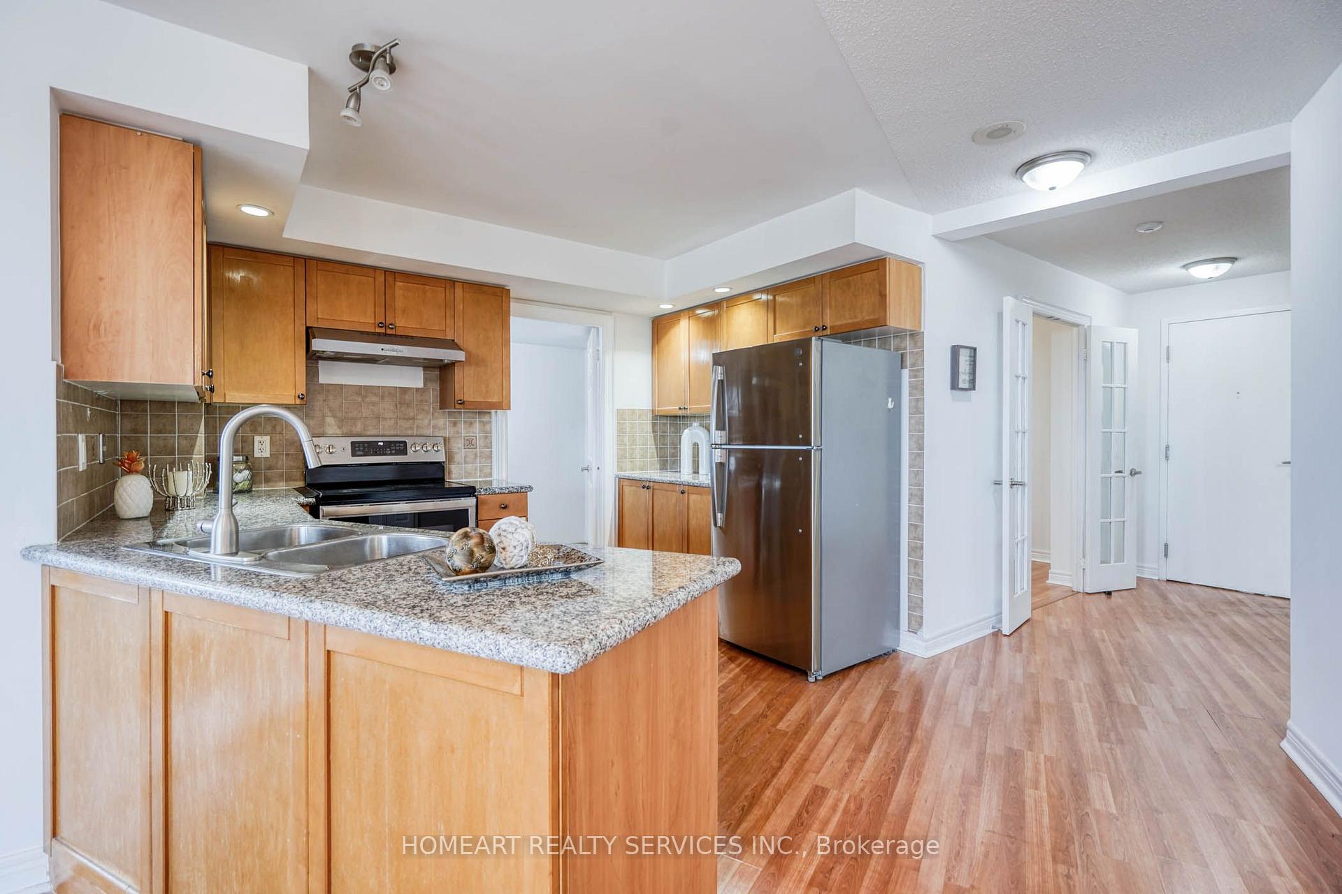 Photo 11 of Unit 722, 33 Cox Boulevard, Markham, Unionville — HOMEH