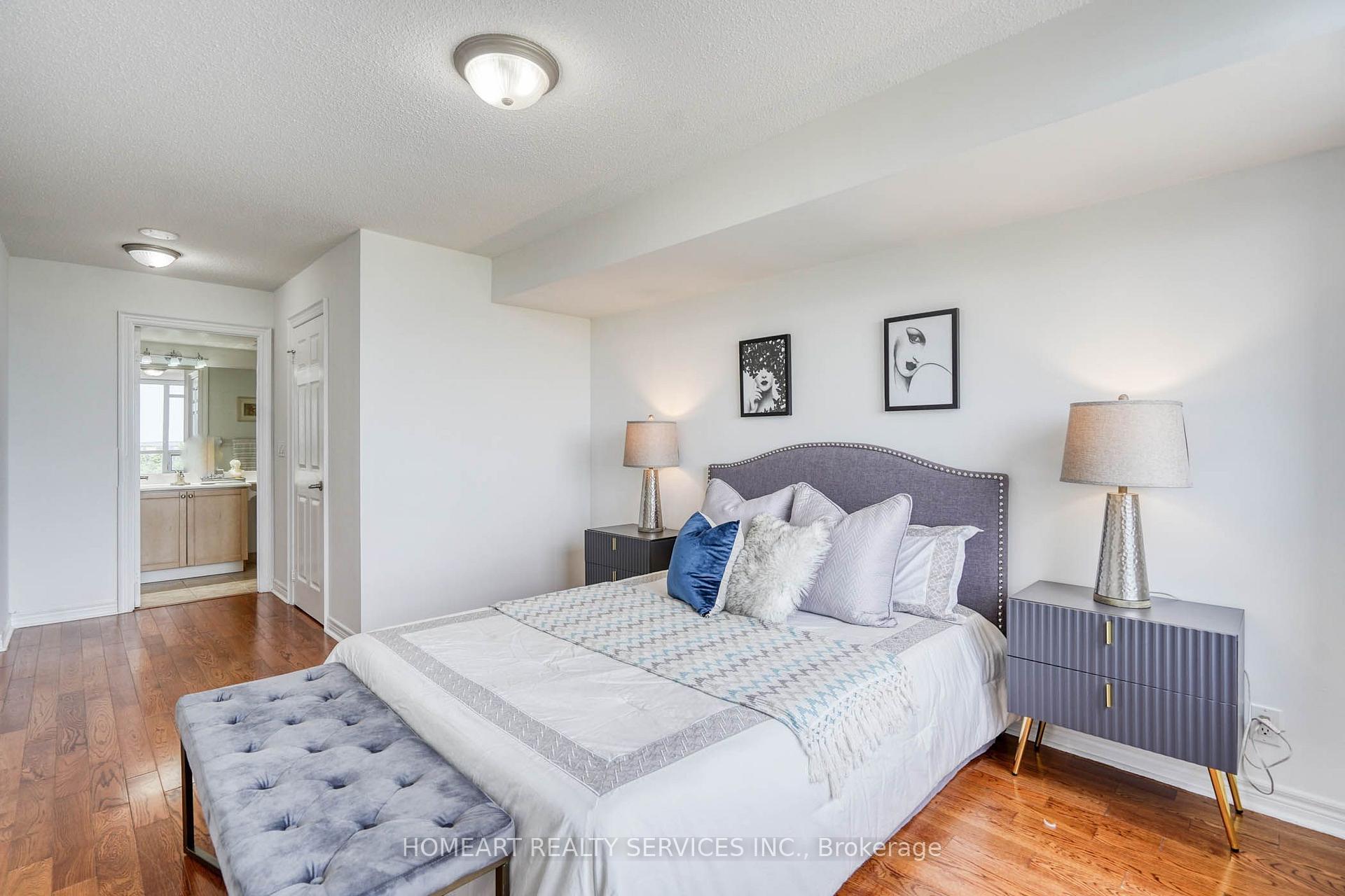 Photo 13 of Unit 722, 33 Cox Boulevard, Markham, Unionville — HOMEH