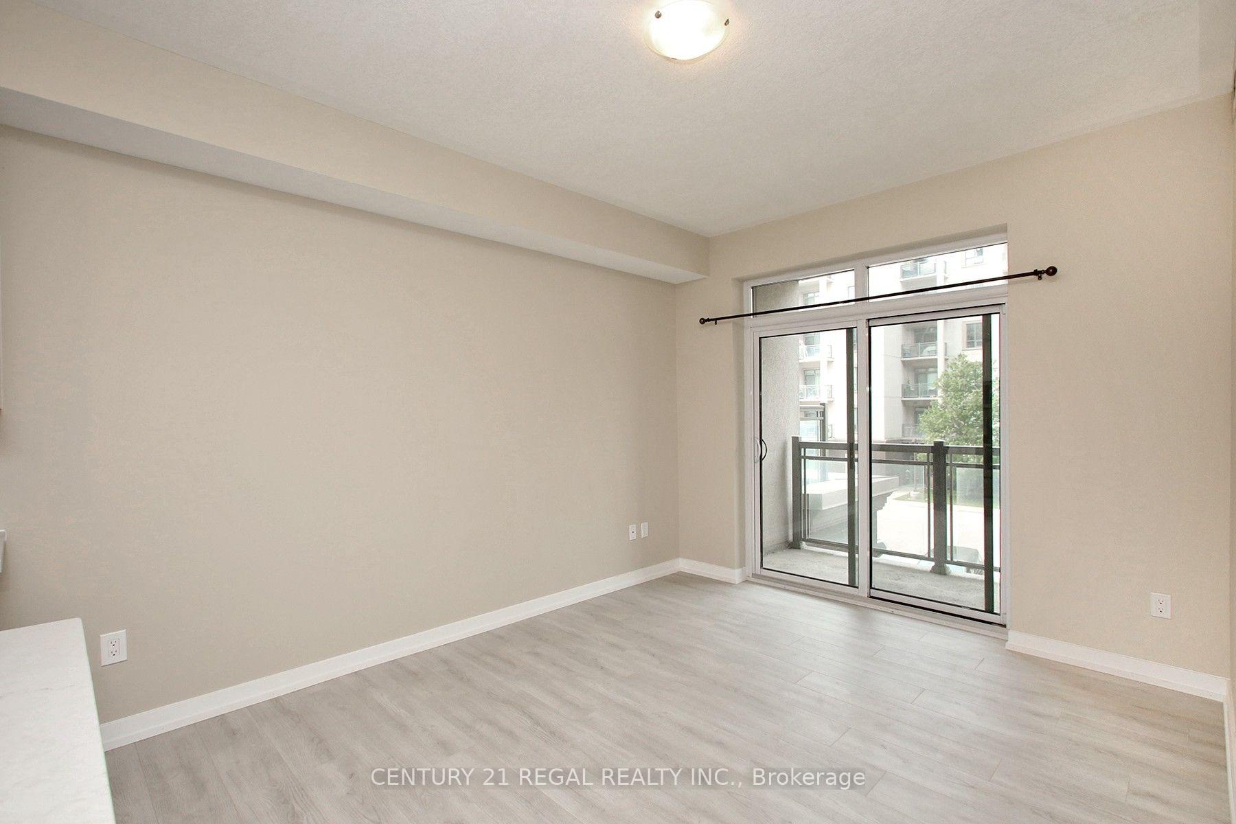 Photo 6 of Unit 333, 2486 Old Bronte Road, Oakville, Bronte — HOMEH