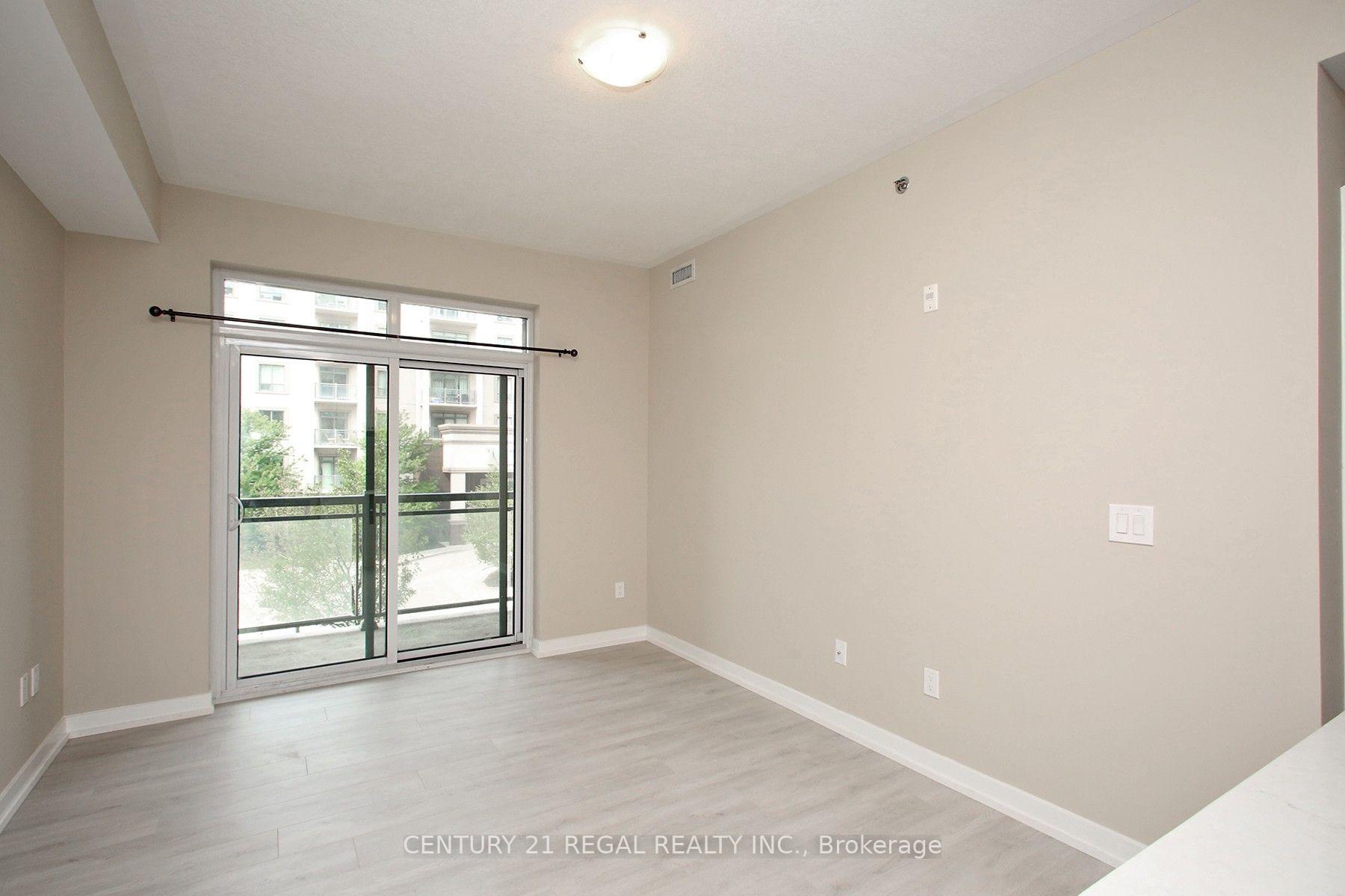 Photo 8 of Unit 333, 2486 Old Bronte Road, Oakville, Bronte — HOMEH
