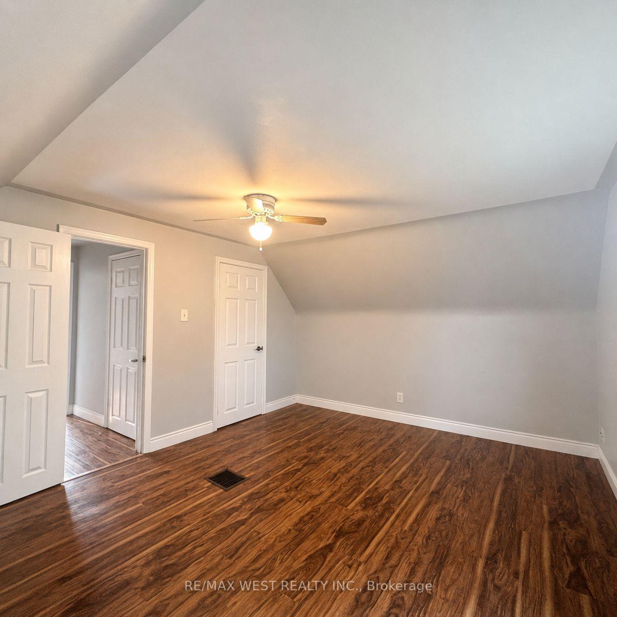 Photo 14 of Unit Main & 2nd, 53 Shadyside Avenue, Hamilton, Burkholme — HOMEH